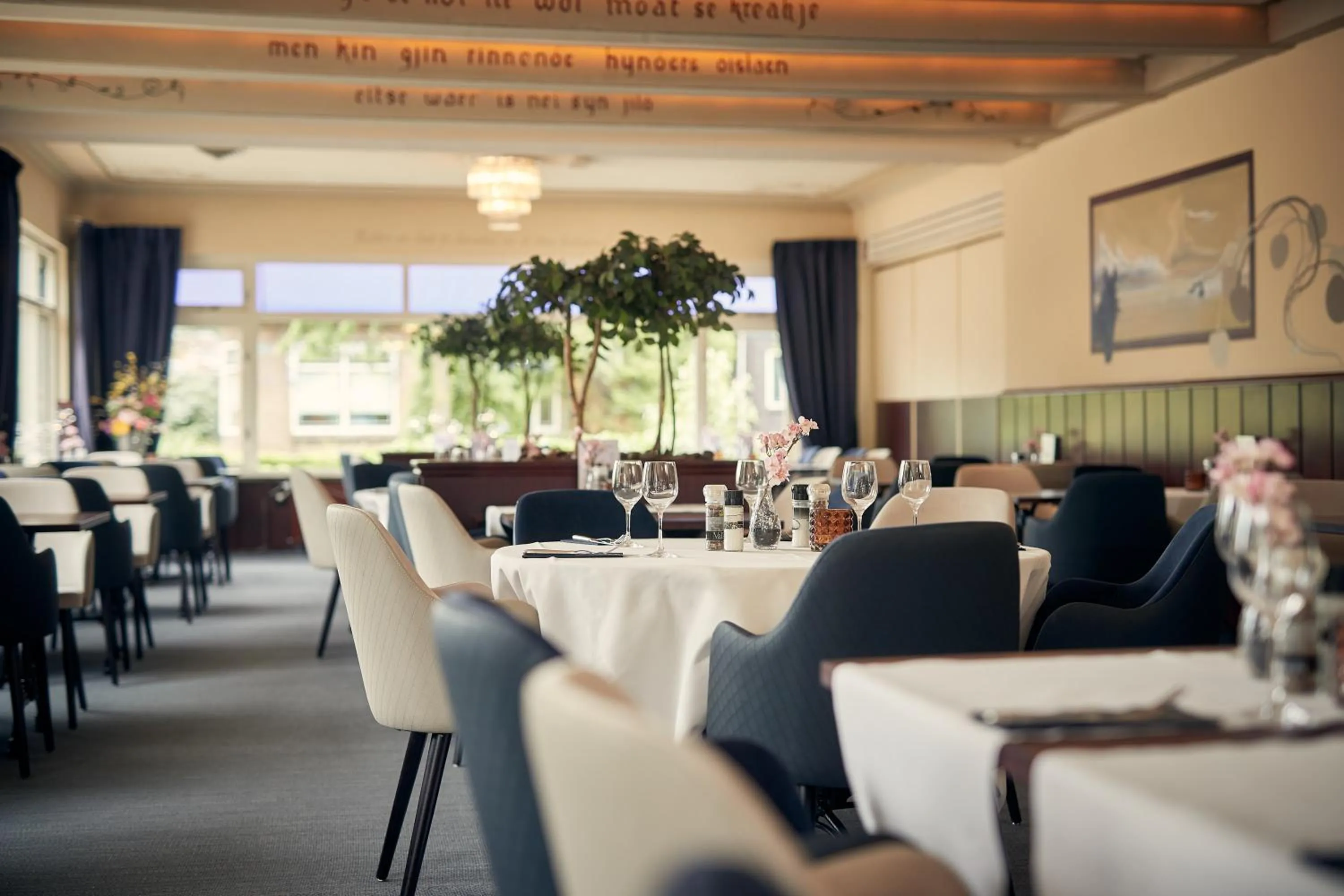 Restaurant/places to eat in Van der Valk Hotel Hardegarijp - Leeuwarden