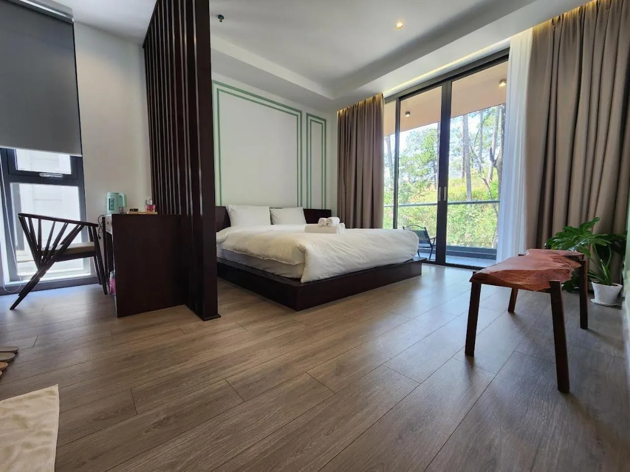 Photo of the whole room, Bed in LHASA HOTEL - Central hotel in Dalat