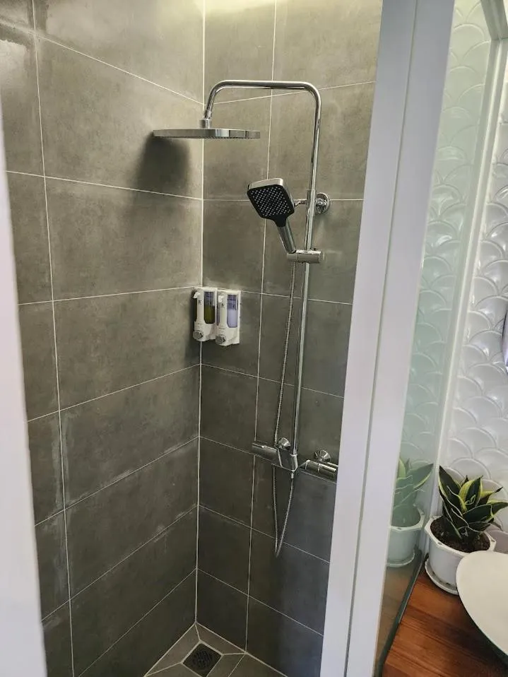 Shower in LHASA HOTEL - Central hotel in Dalat