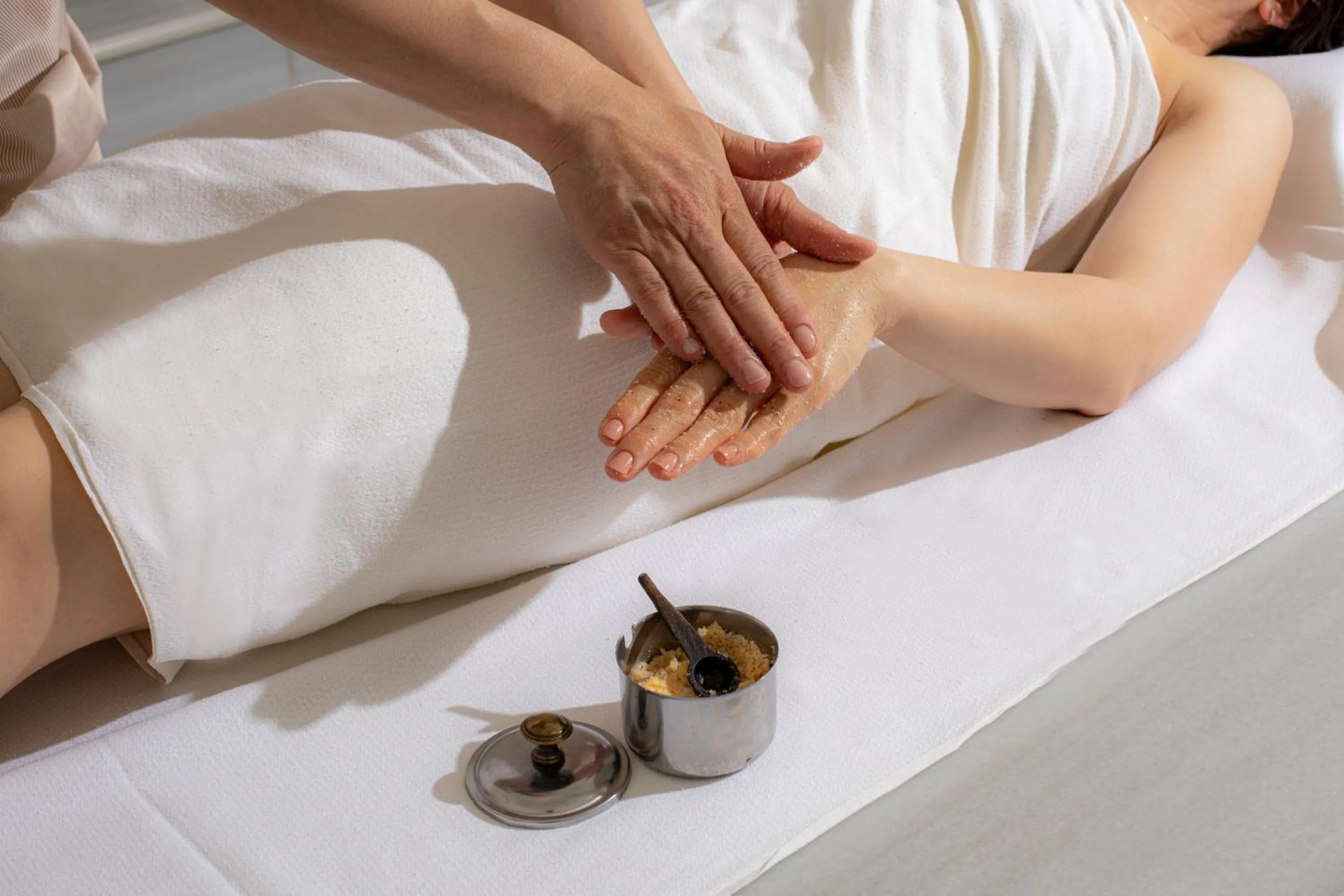 Steam room in Hammamhane Hotel