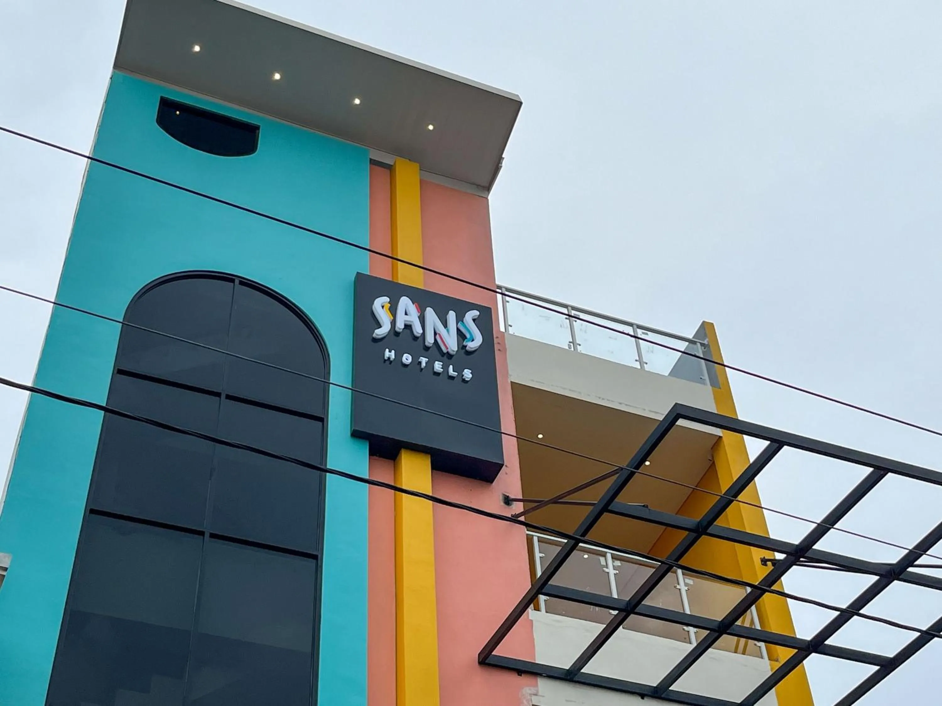 Property building in SANS Hotel Premiere Majapahit Semarang