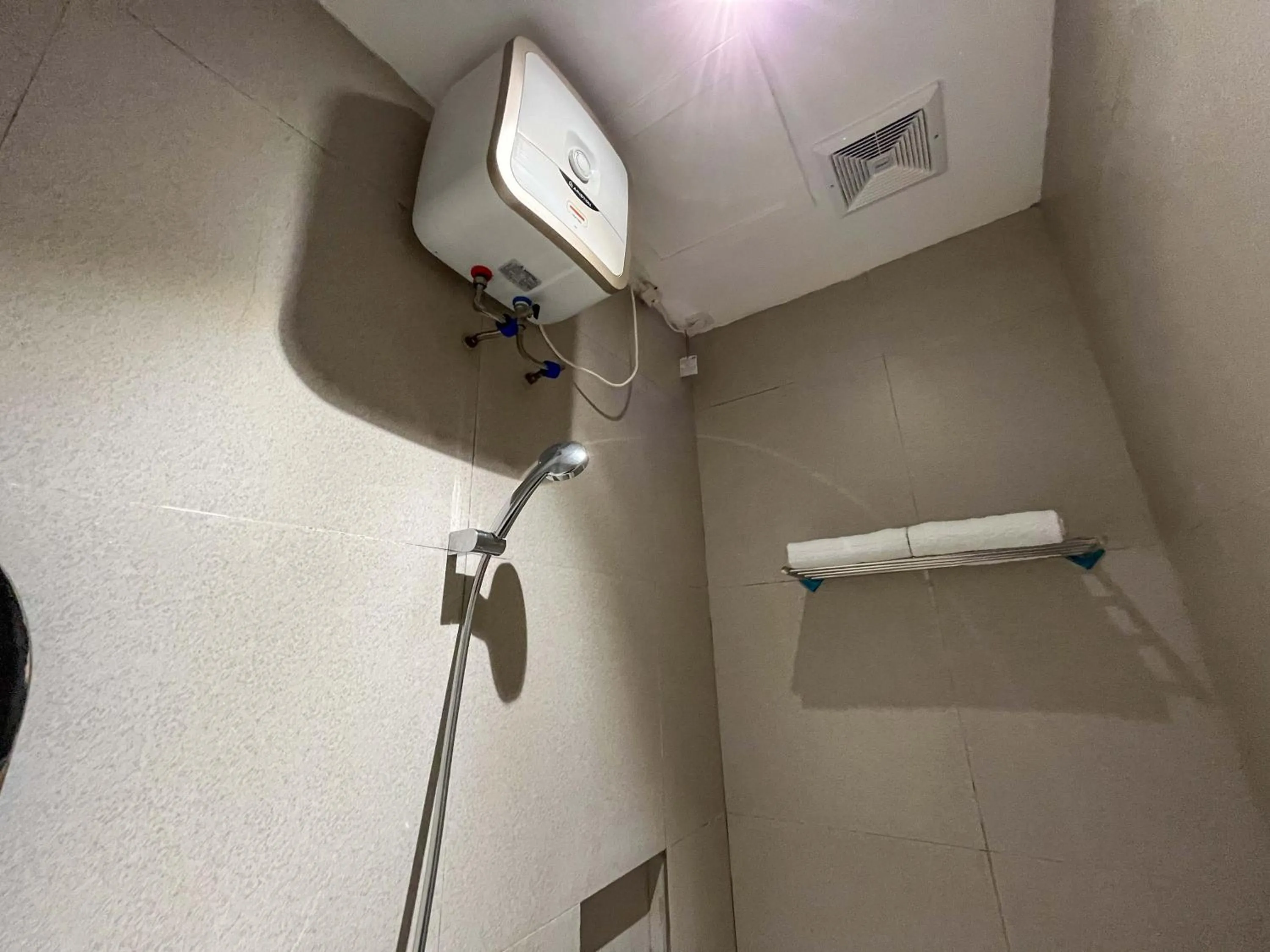 Bathroom in SANS Hotel Premiere Majapahit Semarang