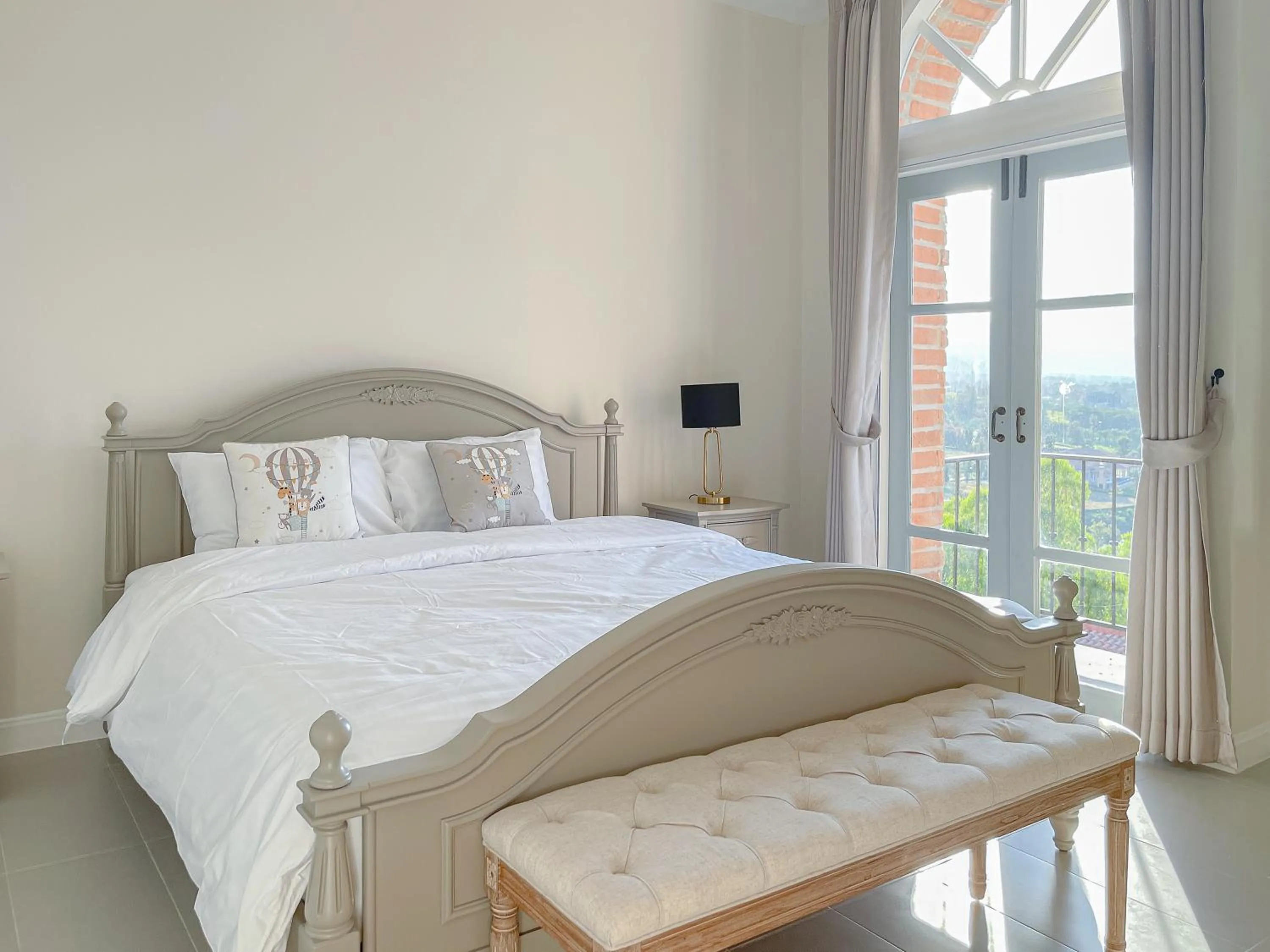 Bed in Villetta The Eyrie Khaoyai