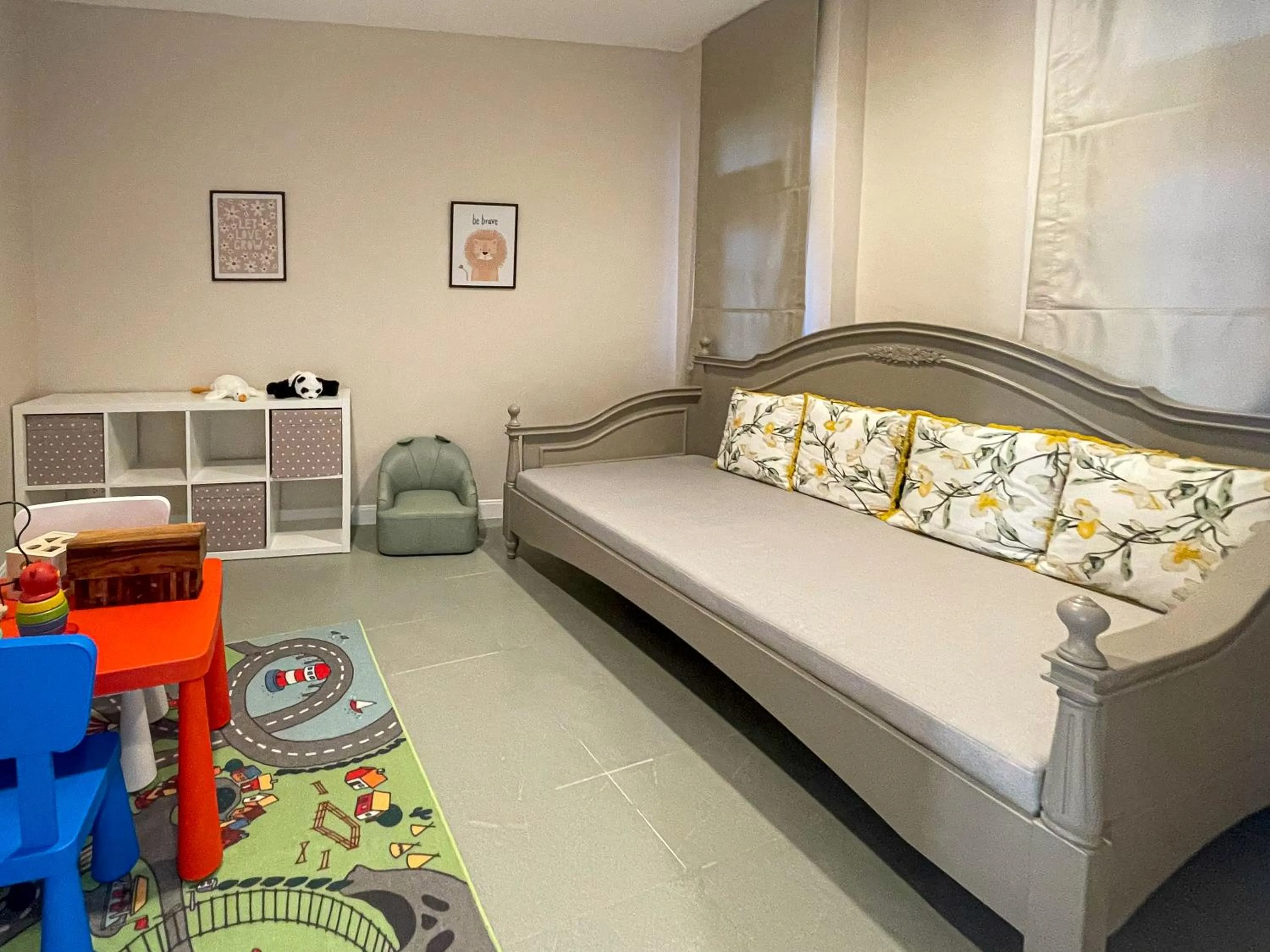 Living room, Bed in Villetta The Eyrie Khaoyai