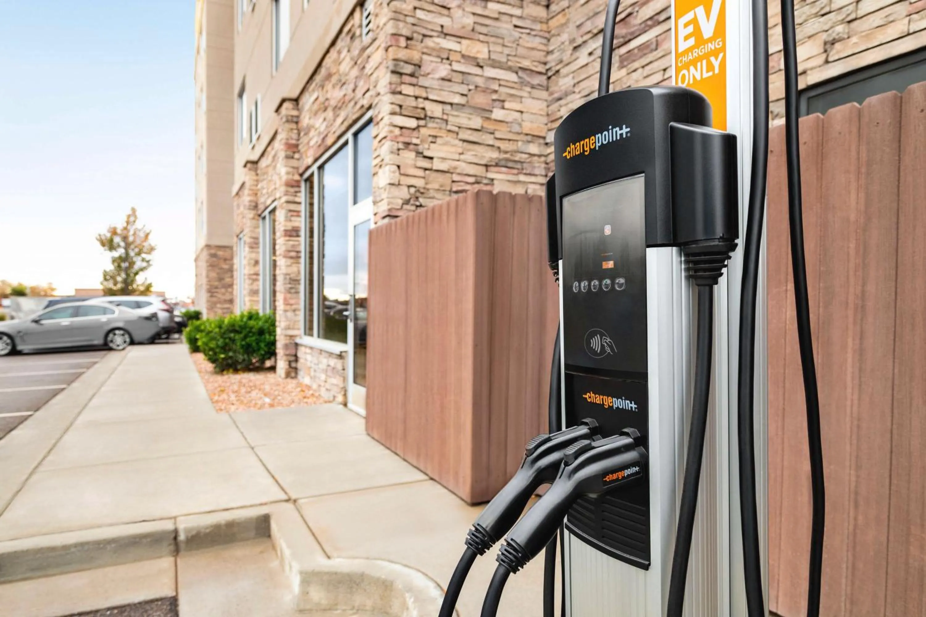 Property building in Home2 Suites by Hilton Albuquerque Downtown/University