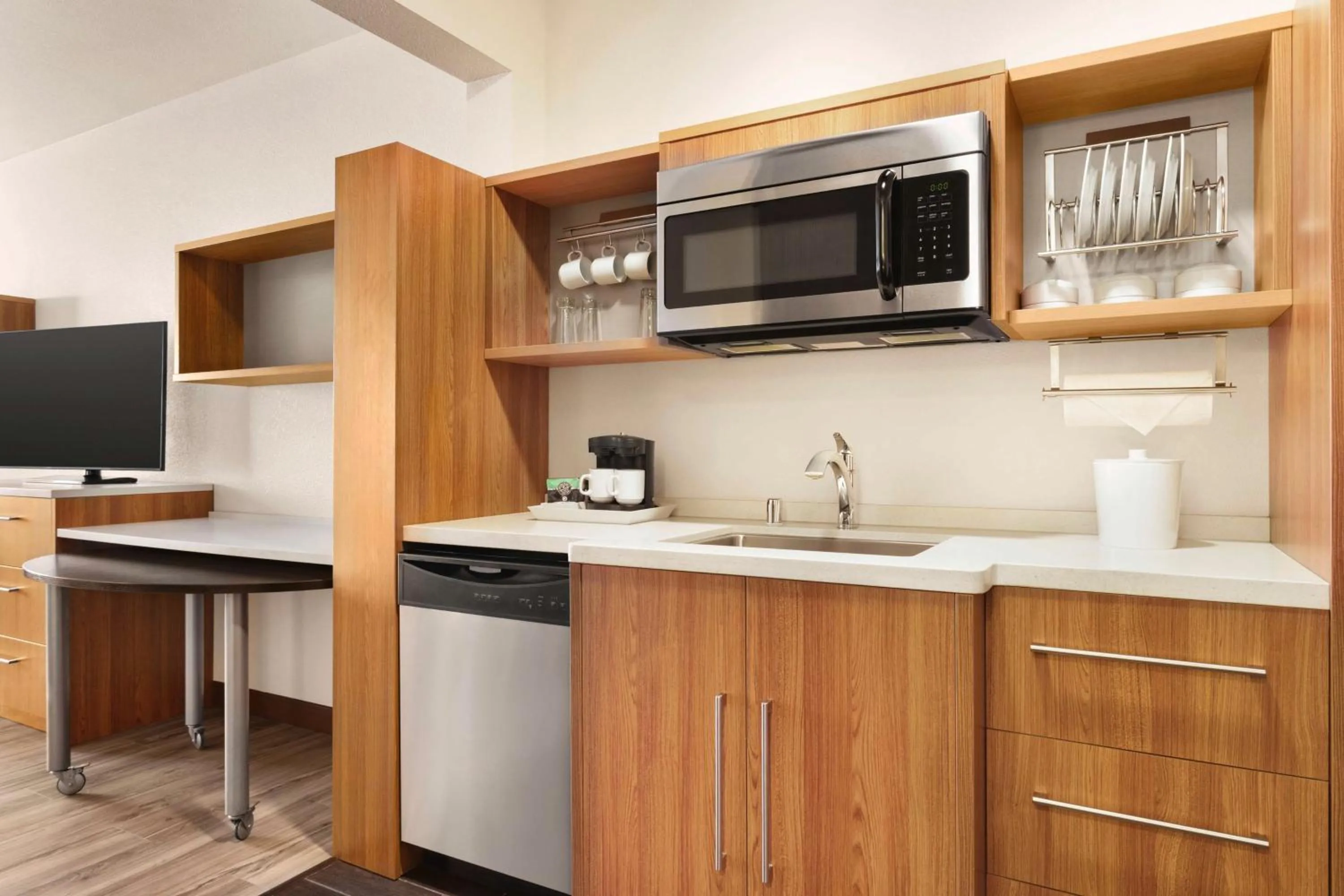 Kitchen or kitchenette in Home2 Suites by Hilton Albuquerque Downtown/University