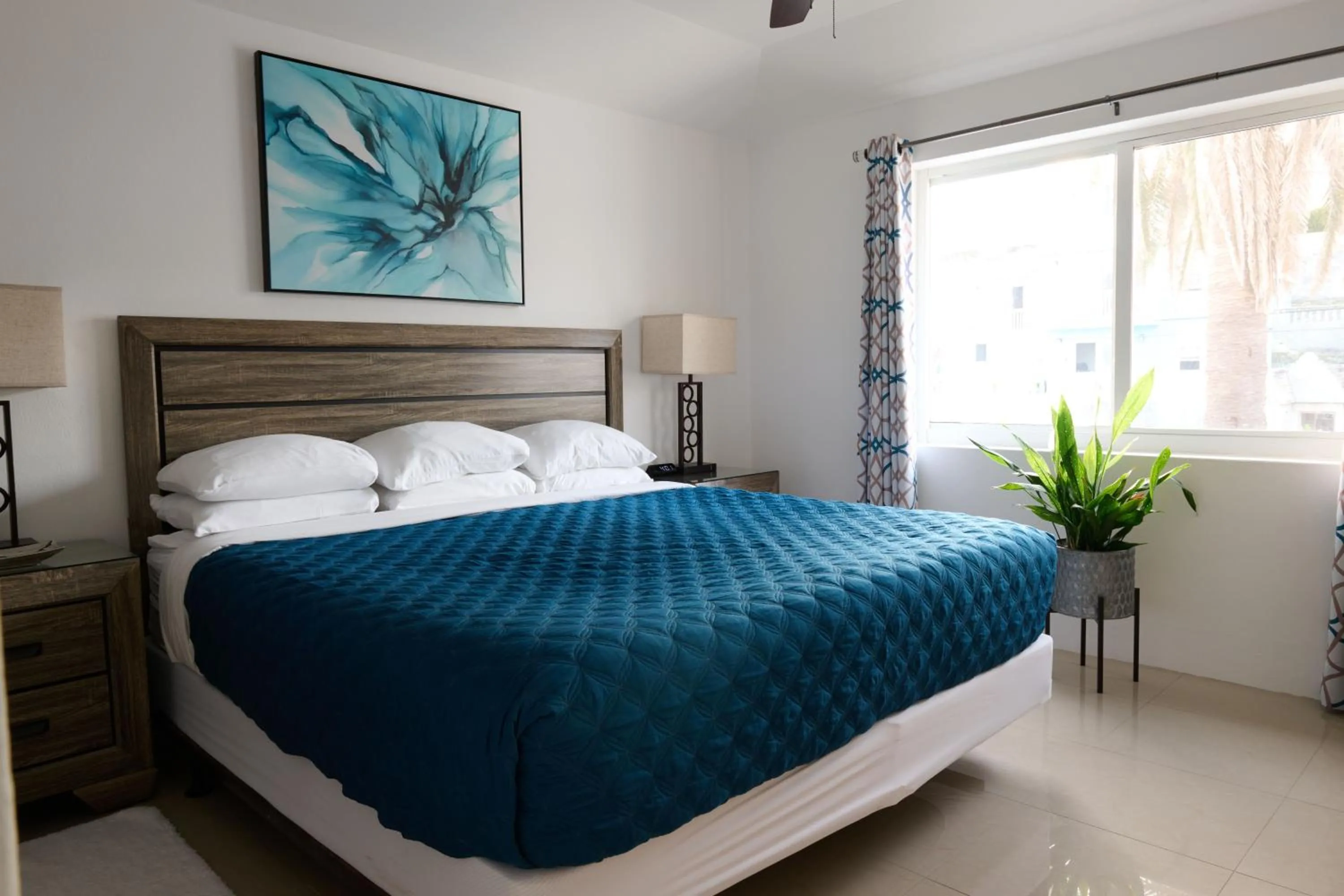 One-Bedroom Apartment in Sandpiper Apartments