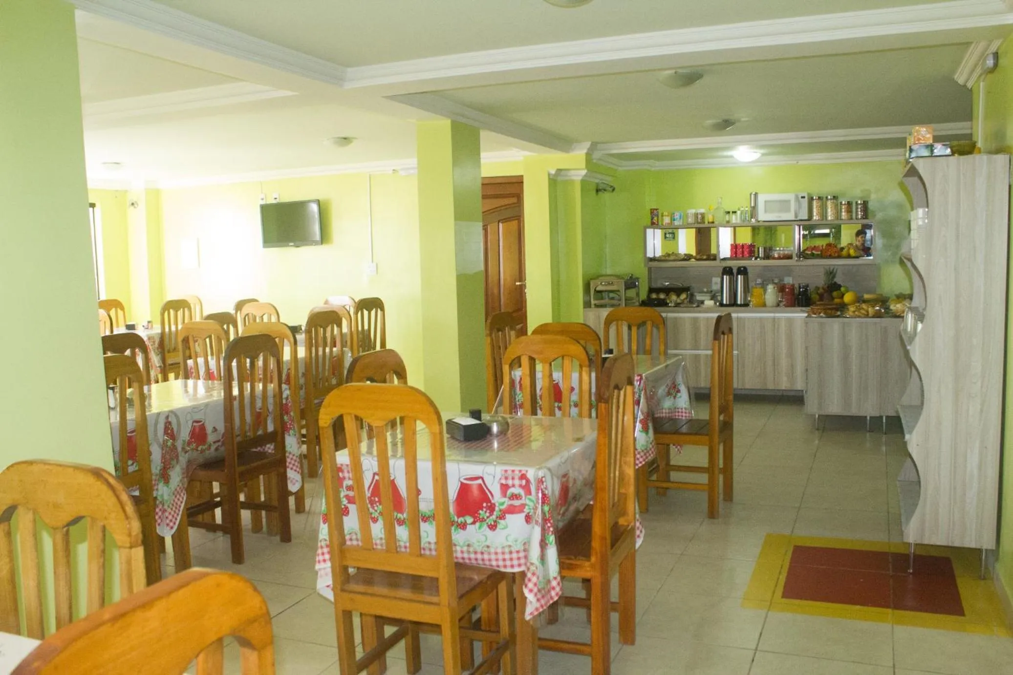 Restaurant/places to eat in Palace Hotel Pôr do Sol