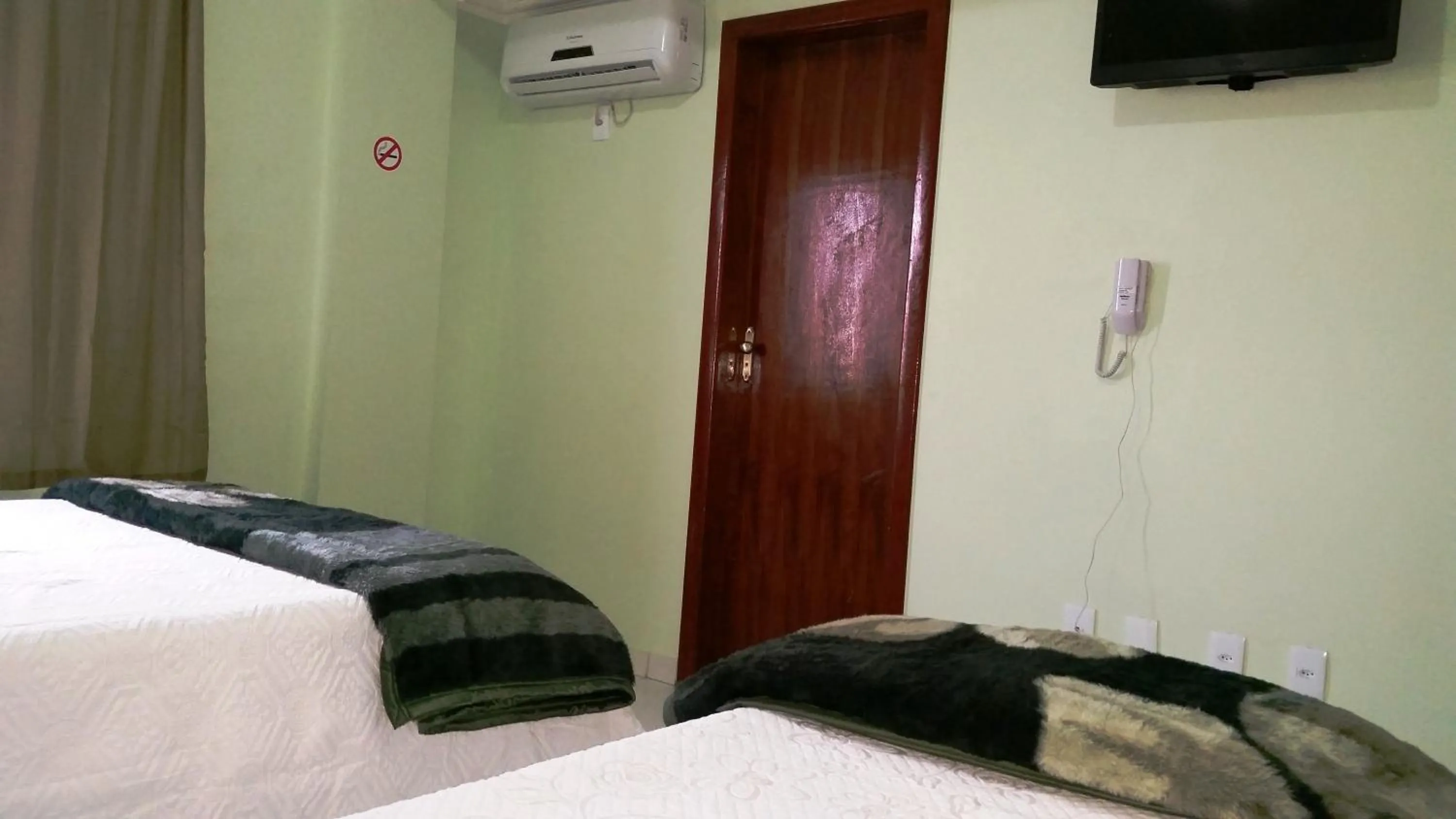 Bedroom, Bed in Palace Hotel Pôr do Sol