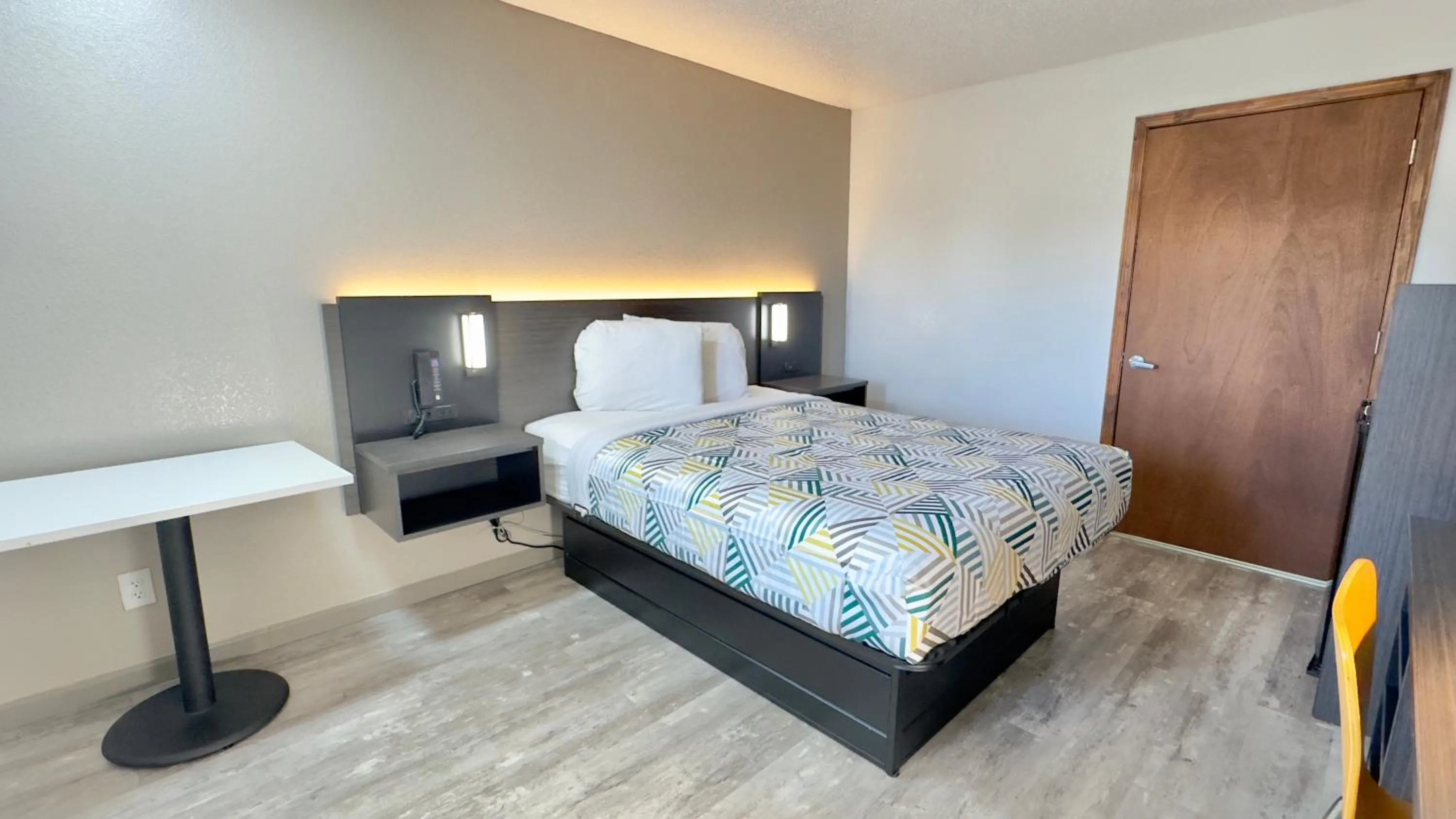 Bed in Motel 6-Dyersburg, TN