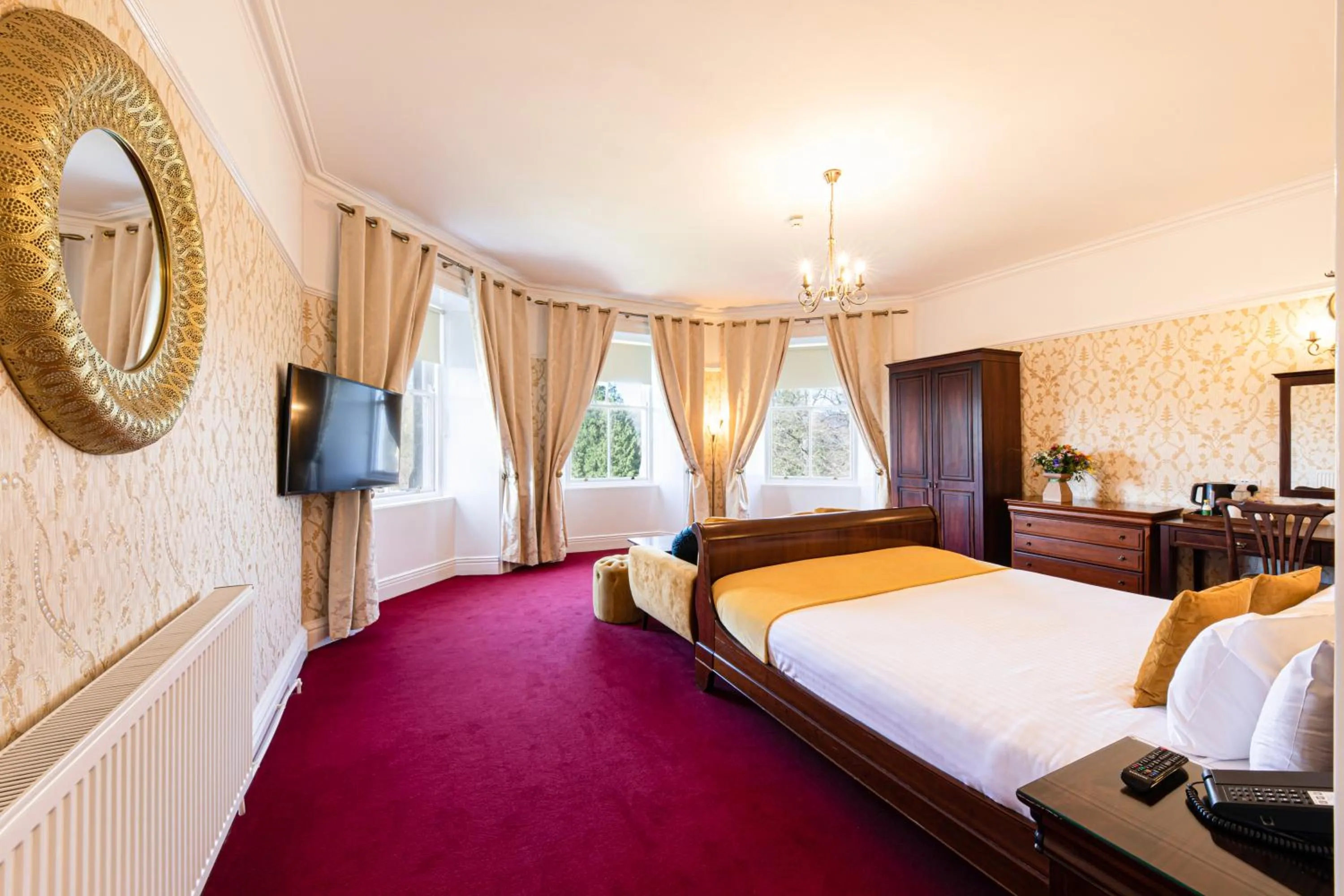 Bedroom, Bed in The Atholl Palace