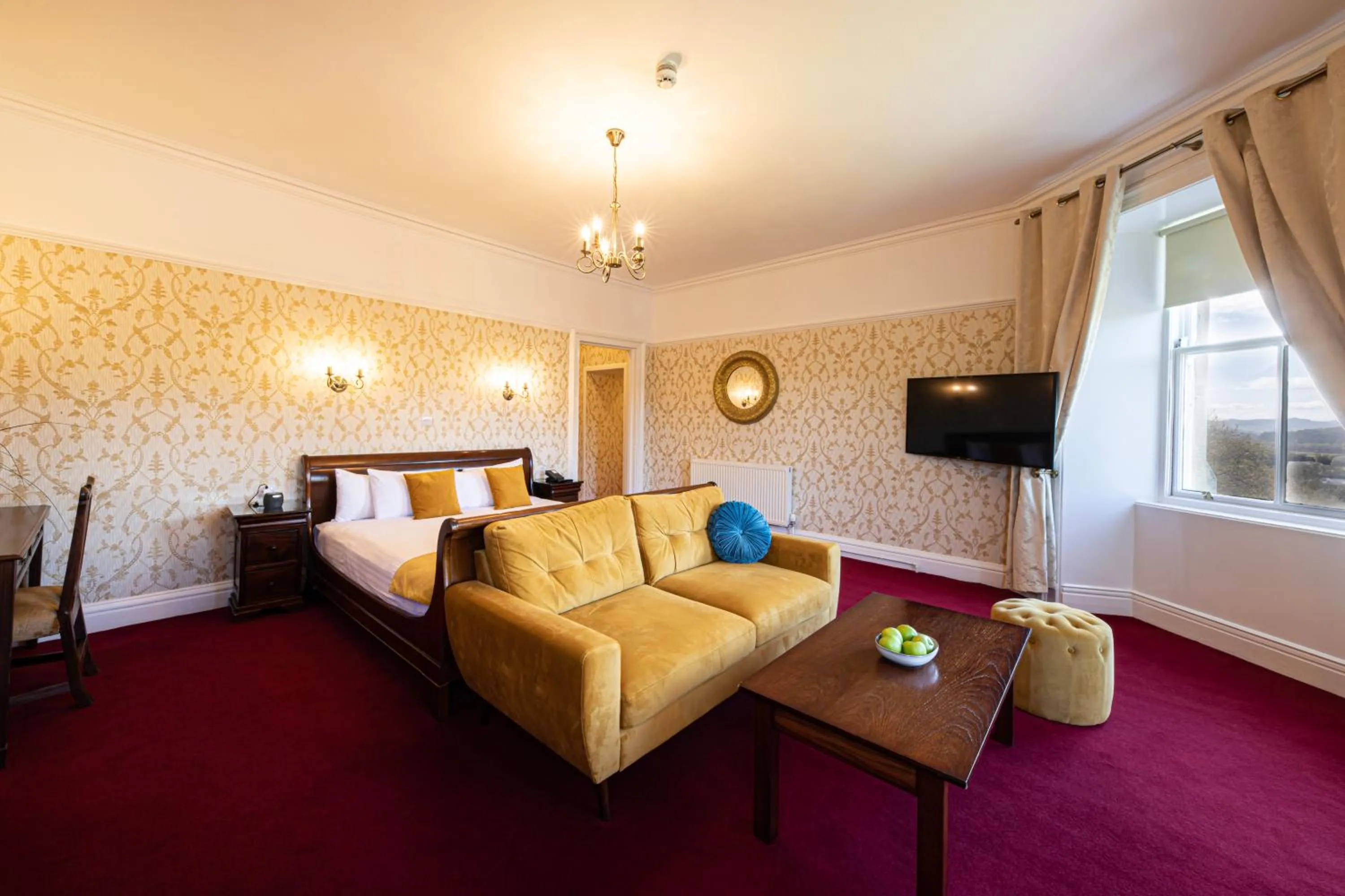 Bedroom, Bed in The Atholl Palace