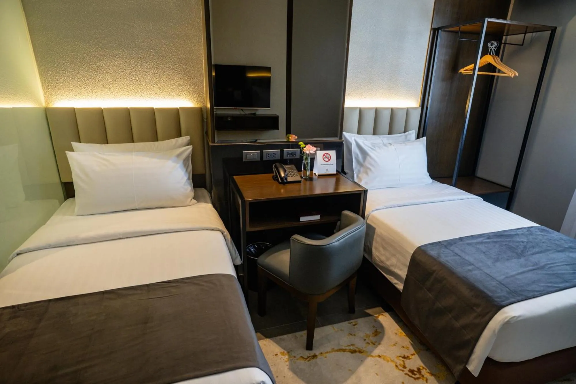 Bed in Amber Hotel - Cebu