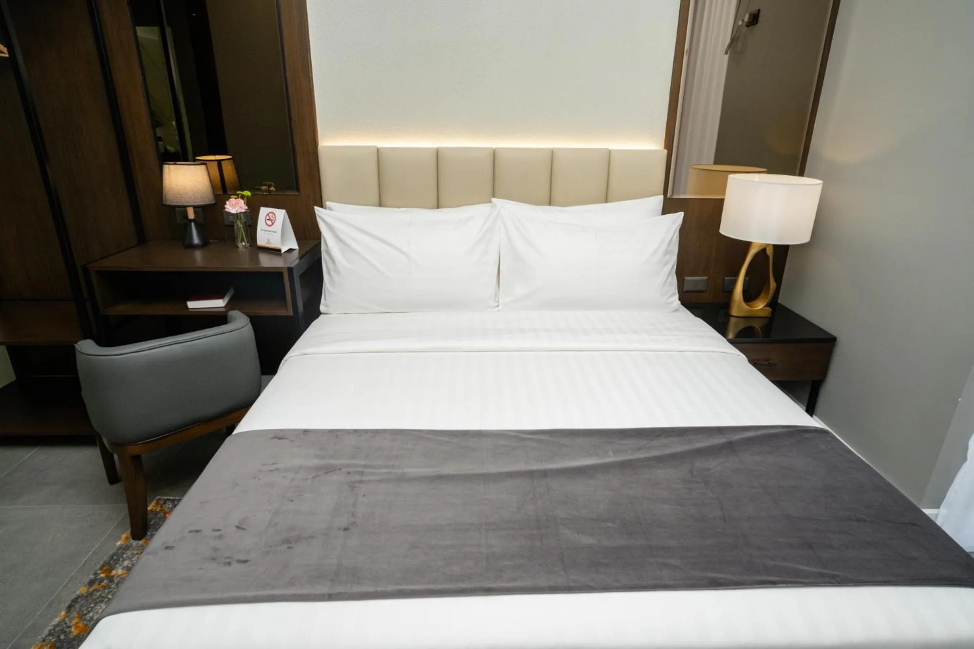 Bed in Amber Hotel - Cebu