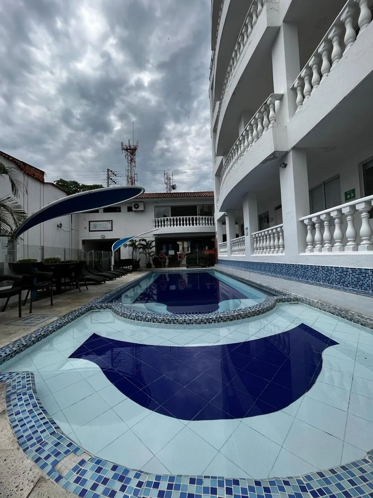 Swimming pool in Hotel Zamba