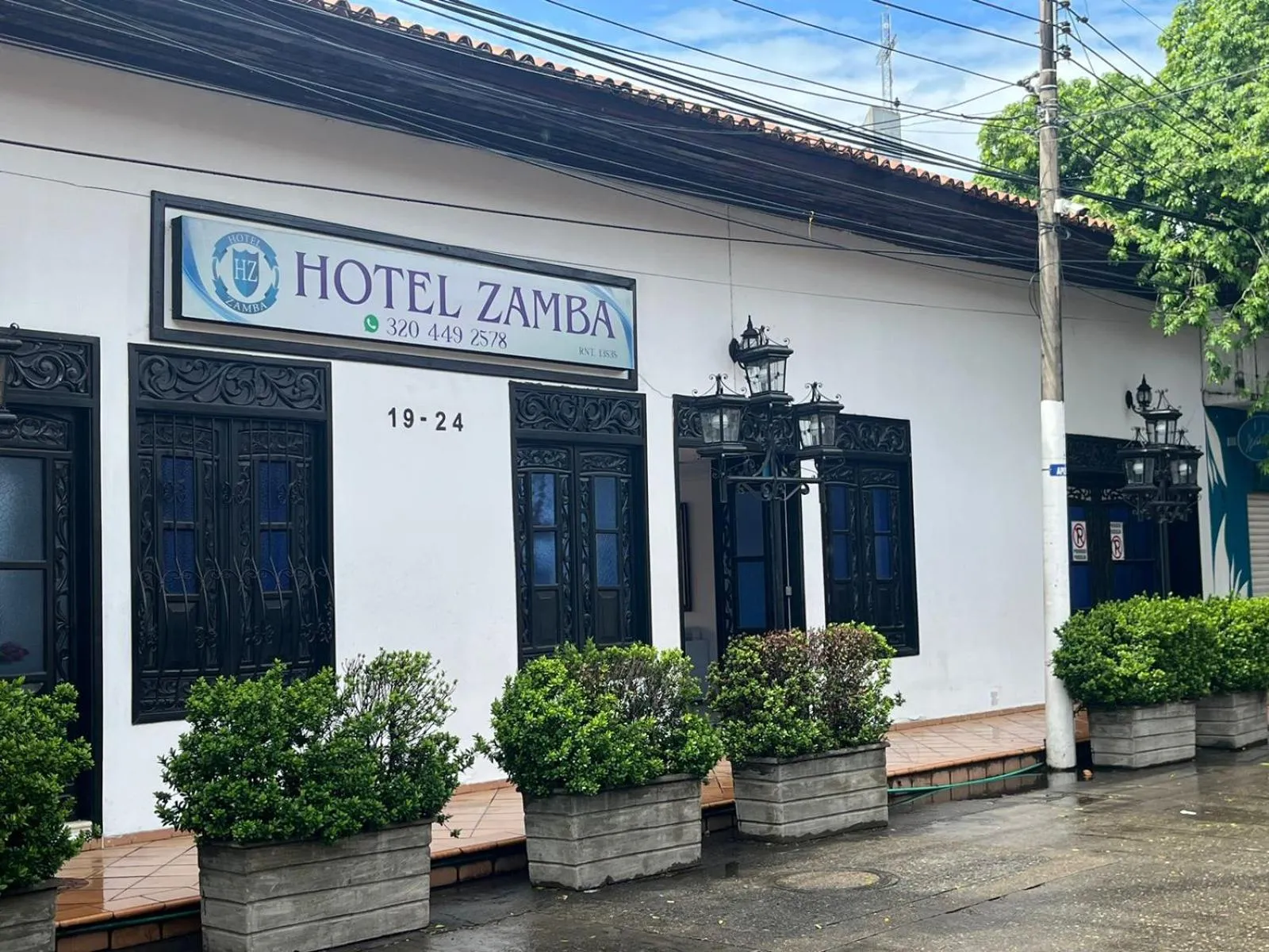 Facade/entrance in Hotel Zamba