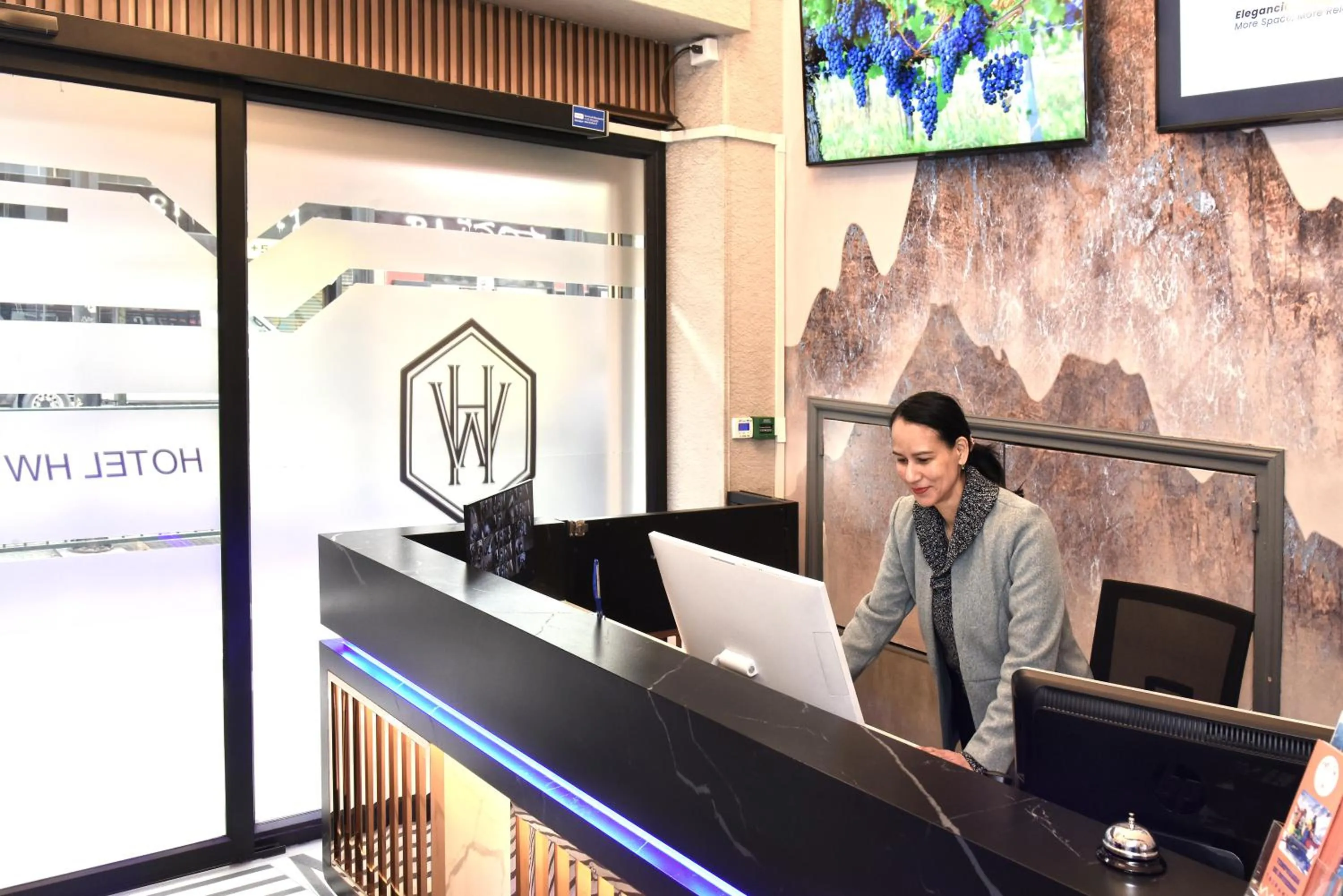 Lobby or reception in Hotel HW EXPRESS