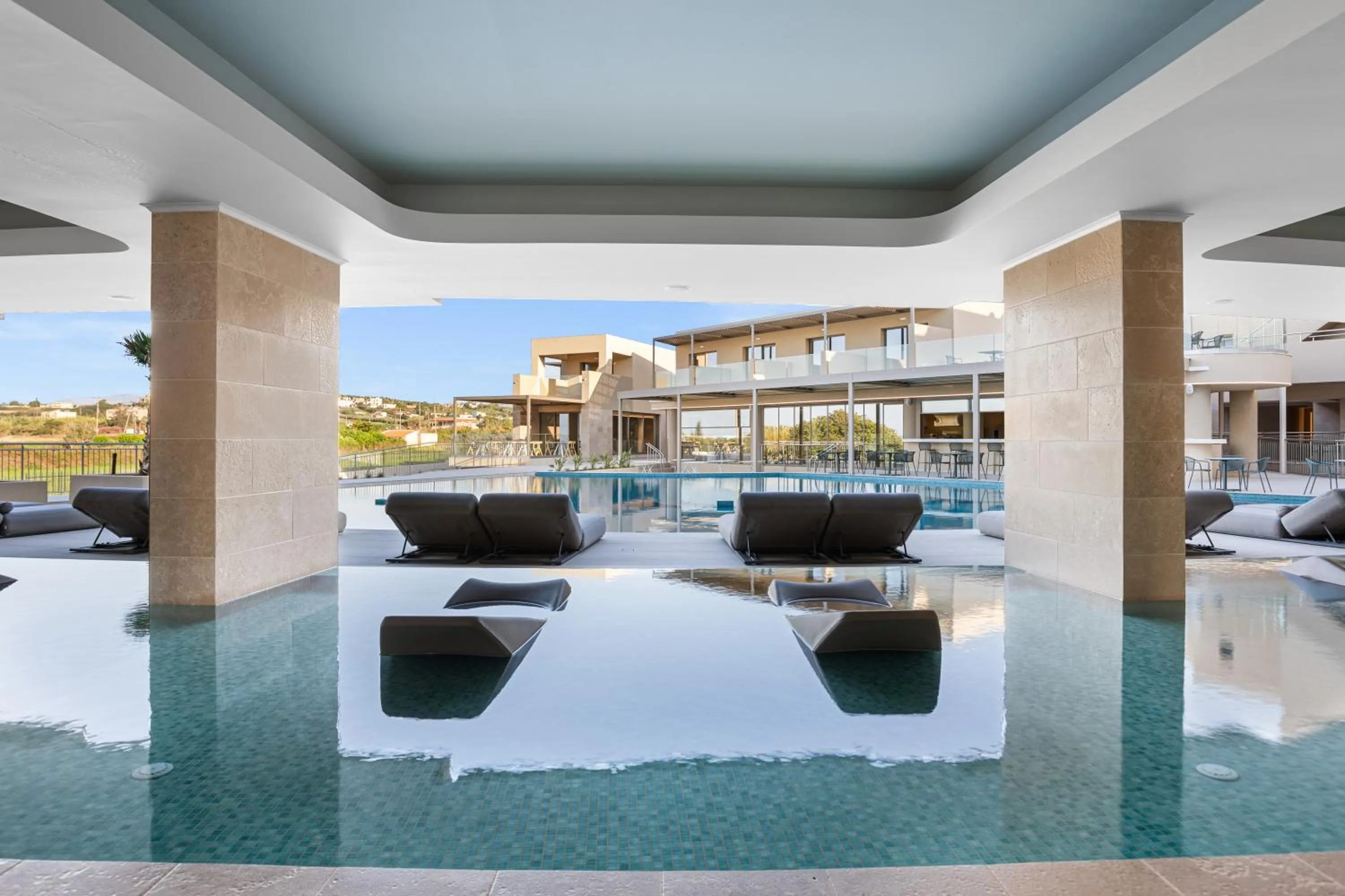 Swimming pool in Ventale Island Breeze Resort