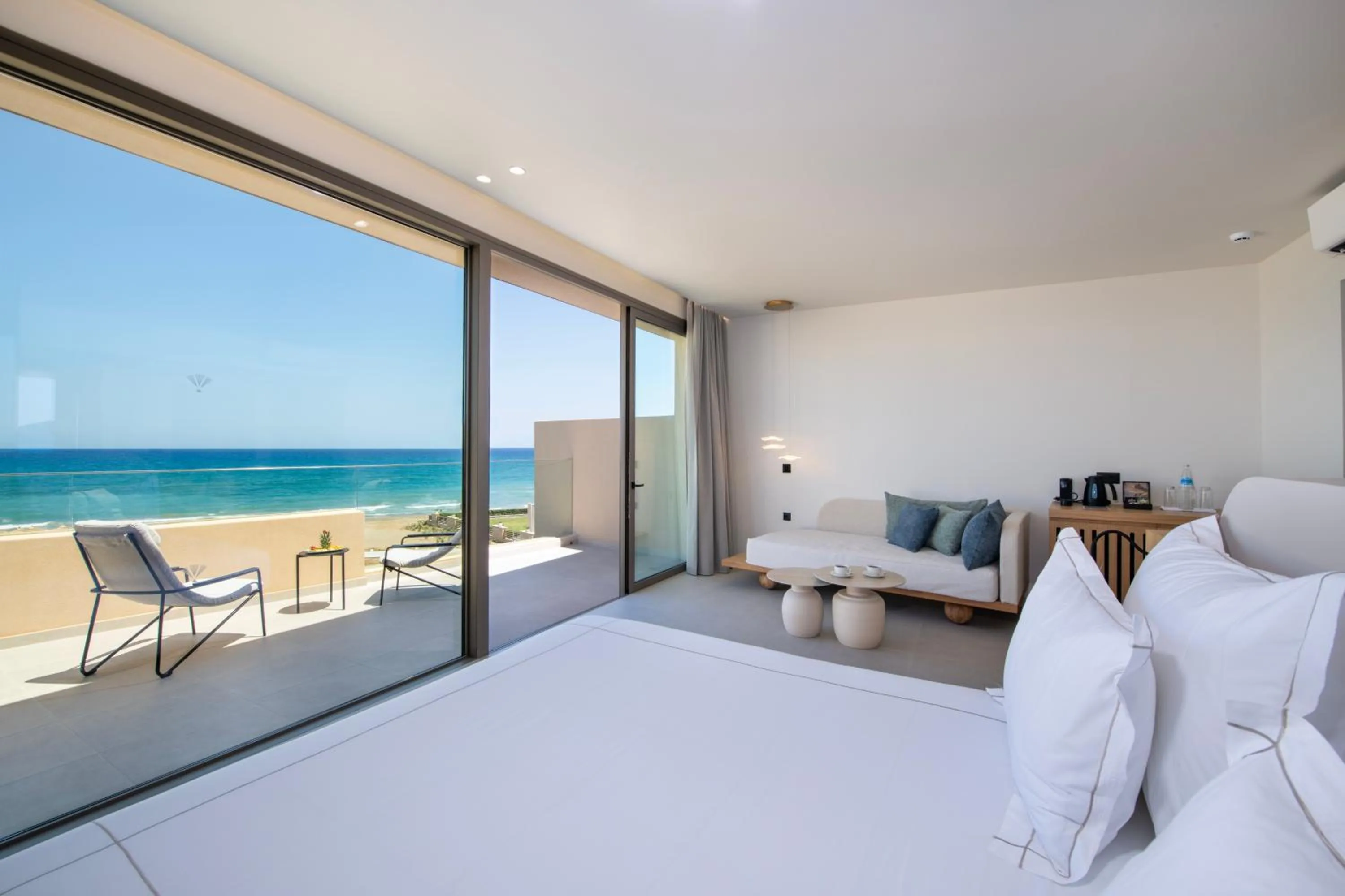 Bed in Ventale Island Breeze Resort