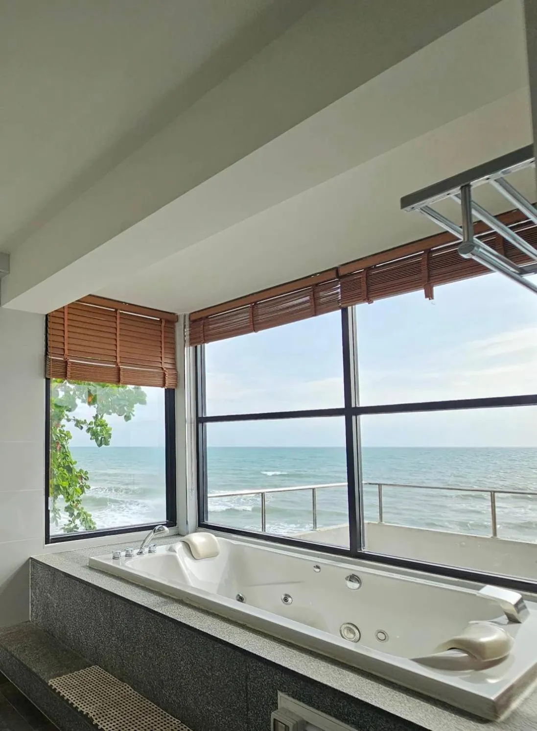 Bathroom in Du Talay Hotel Koh Chang