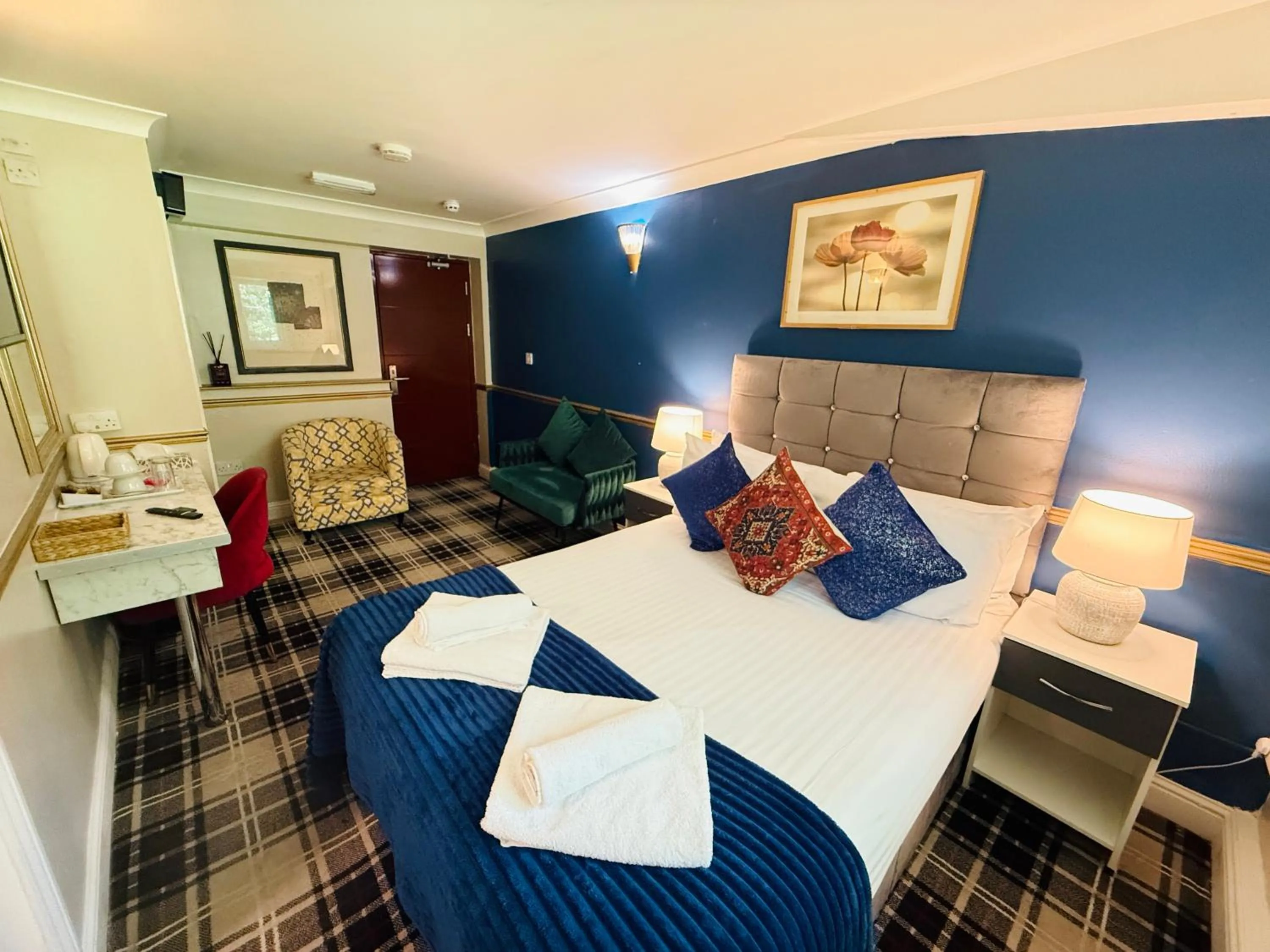 Bed in 4 Sisters Inn