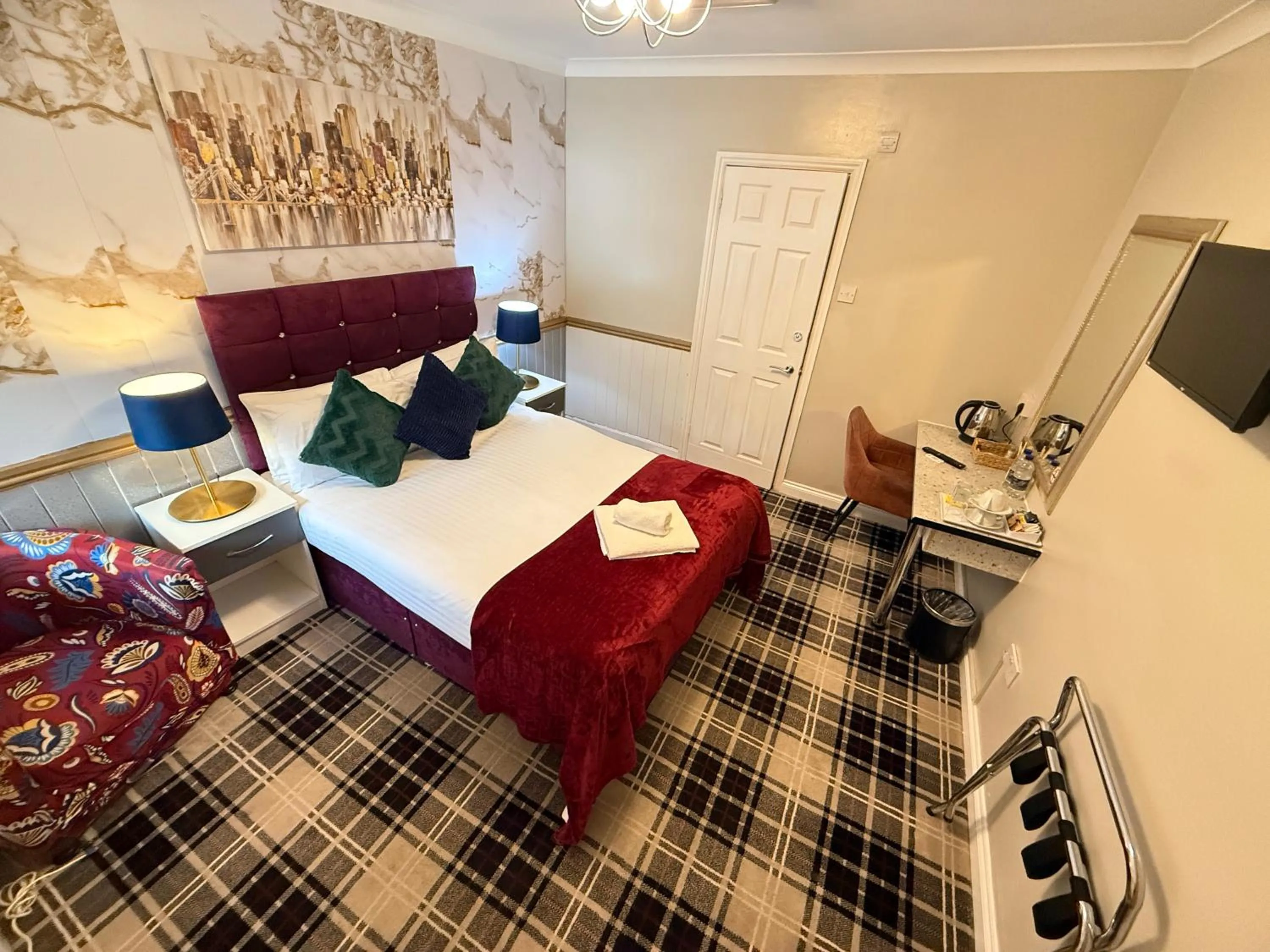 Bed in 4 Sisters Inn