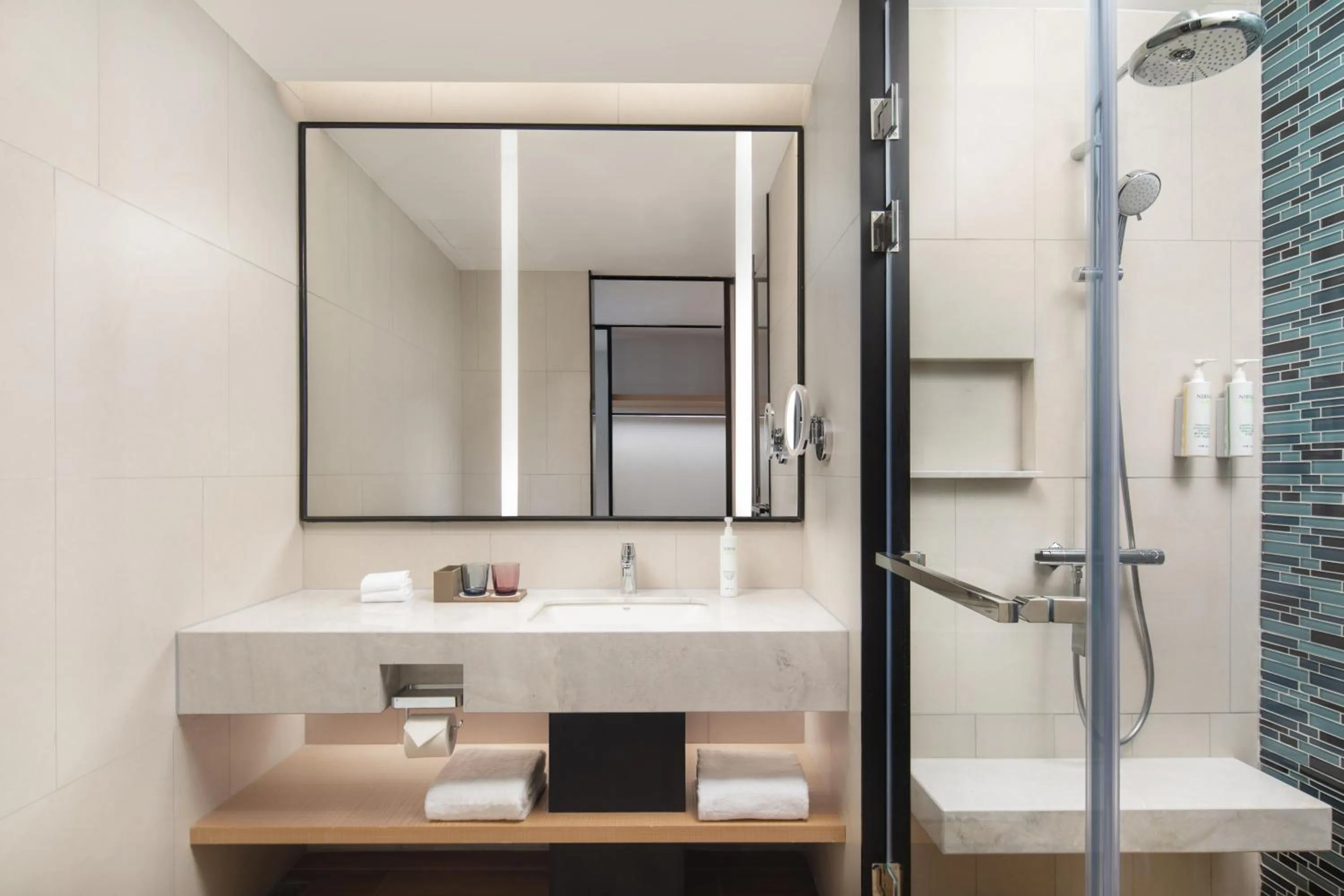 Shower in Fairfield by Marriott Hangzhou Wulin Square, China