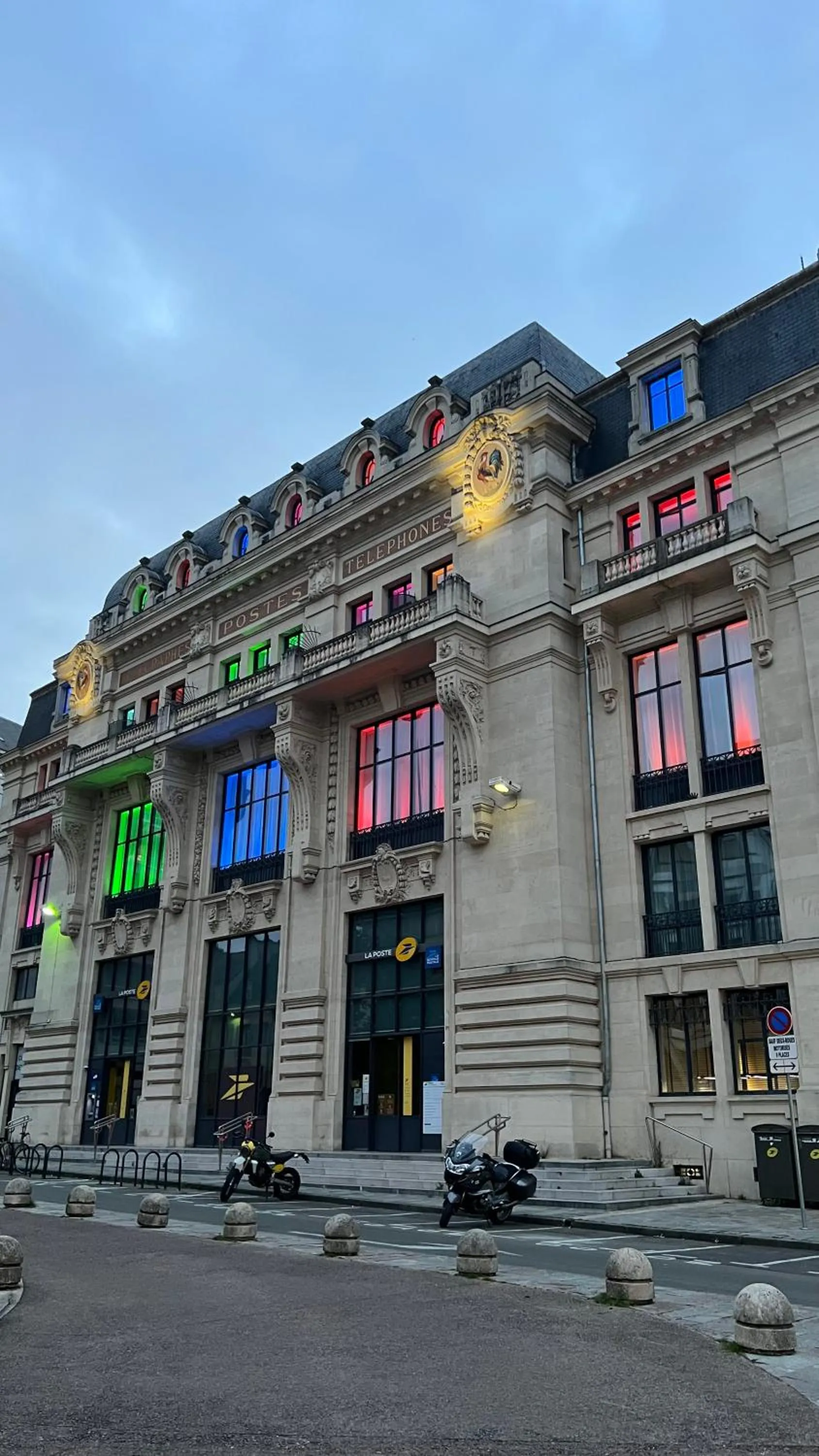 Property building in Aloft Hotel, By Marriott