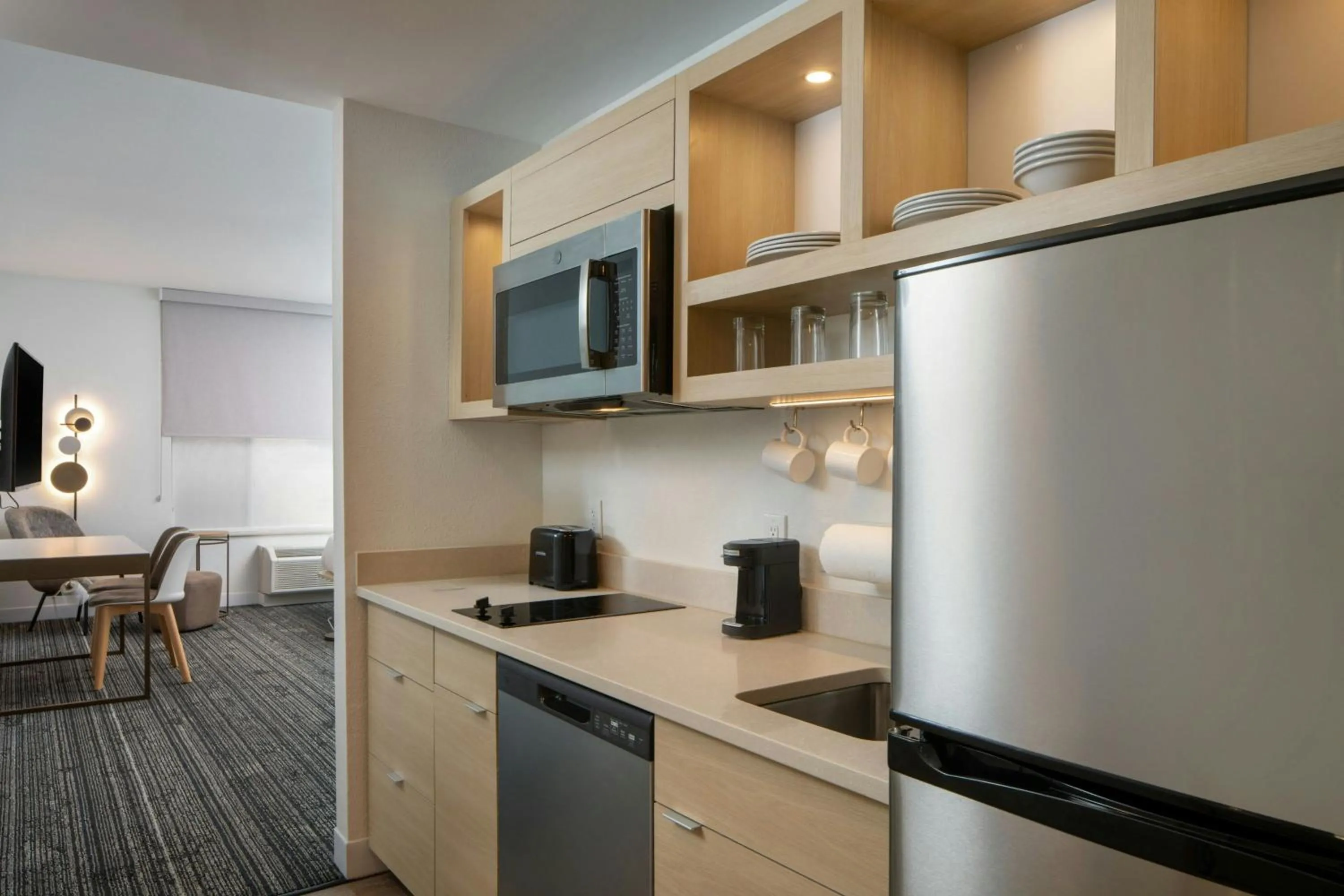 Kitchen or kitchenette in TownePlace Suites by Marriott Memphis Cordova