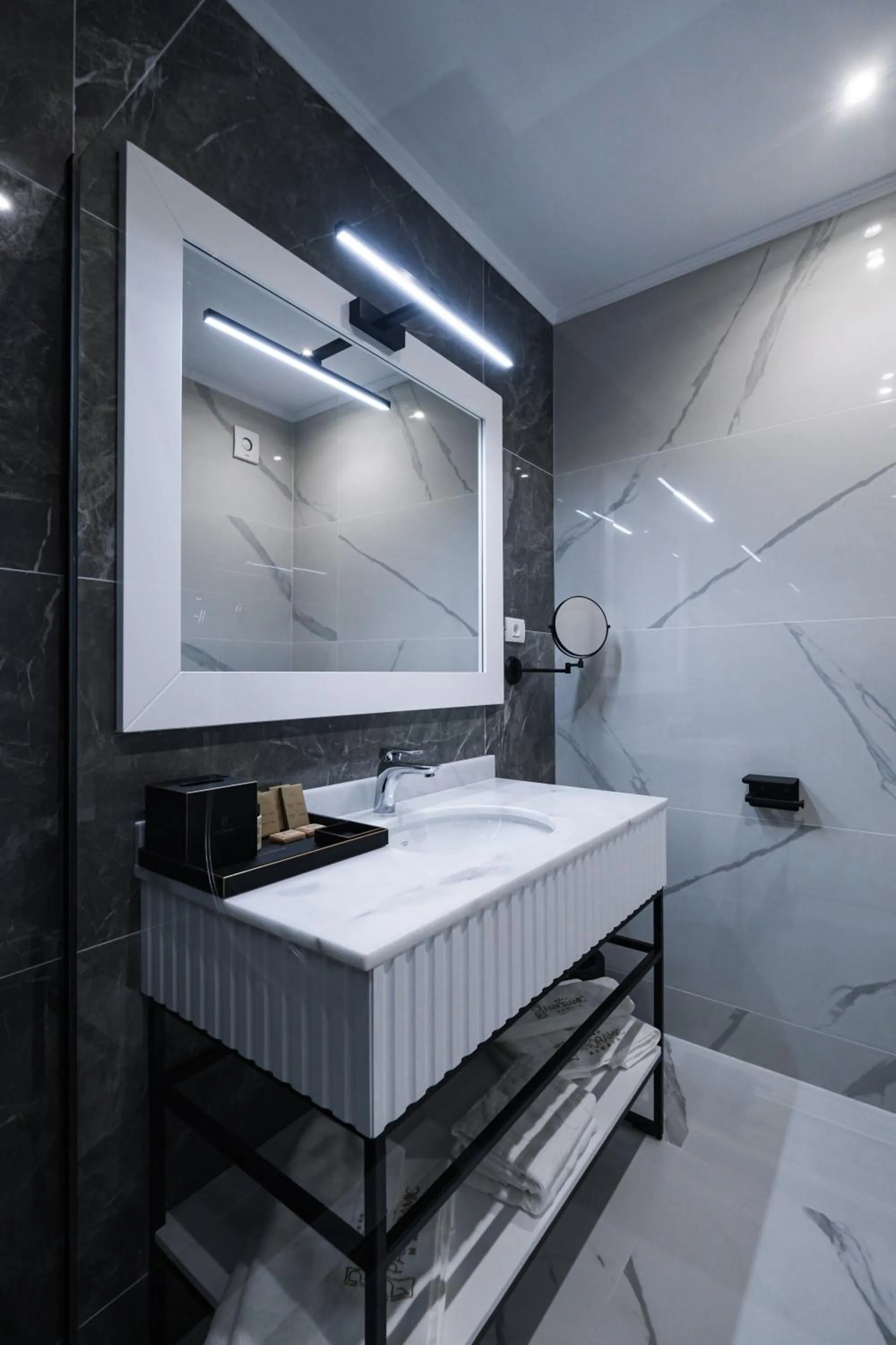 Bathroom in Panoramic Mamaia Hotel