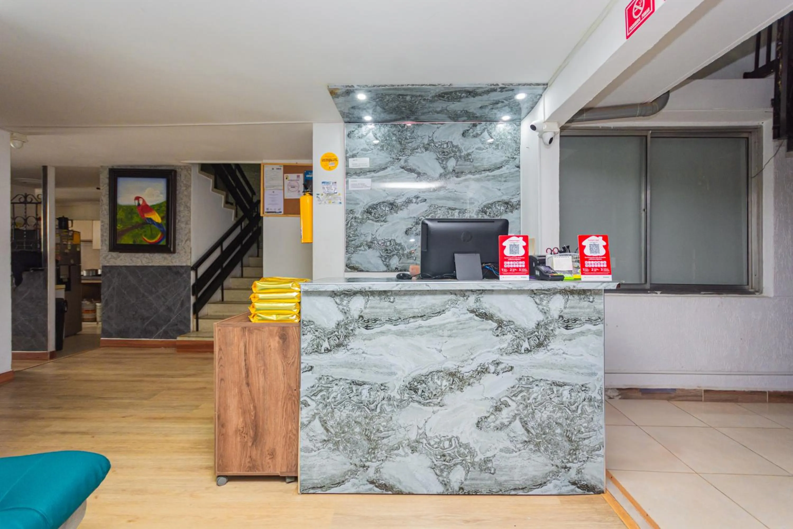 Lobby or reception in Hotel Lares 70 Laureles