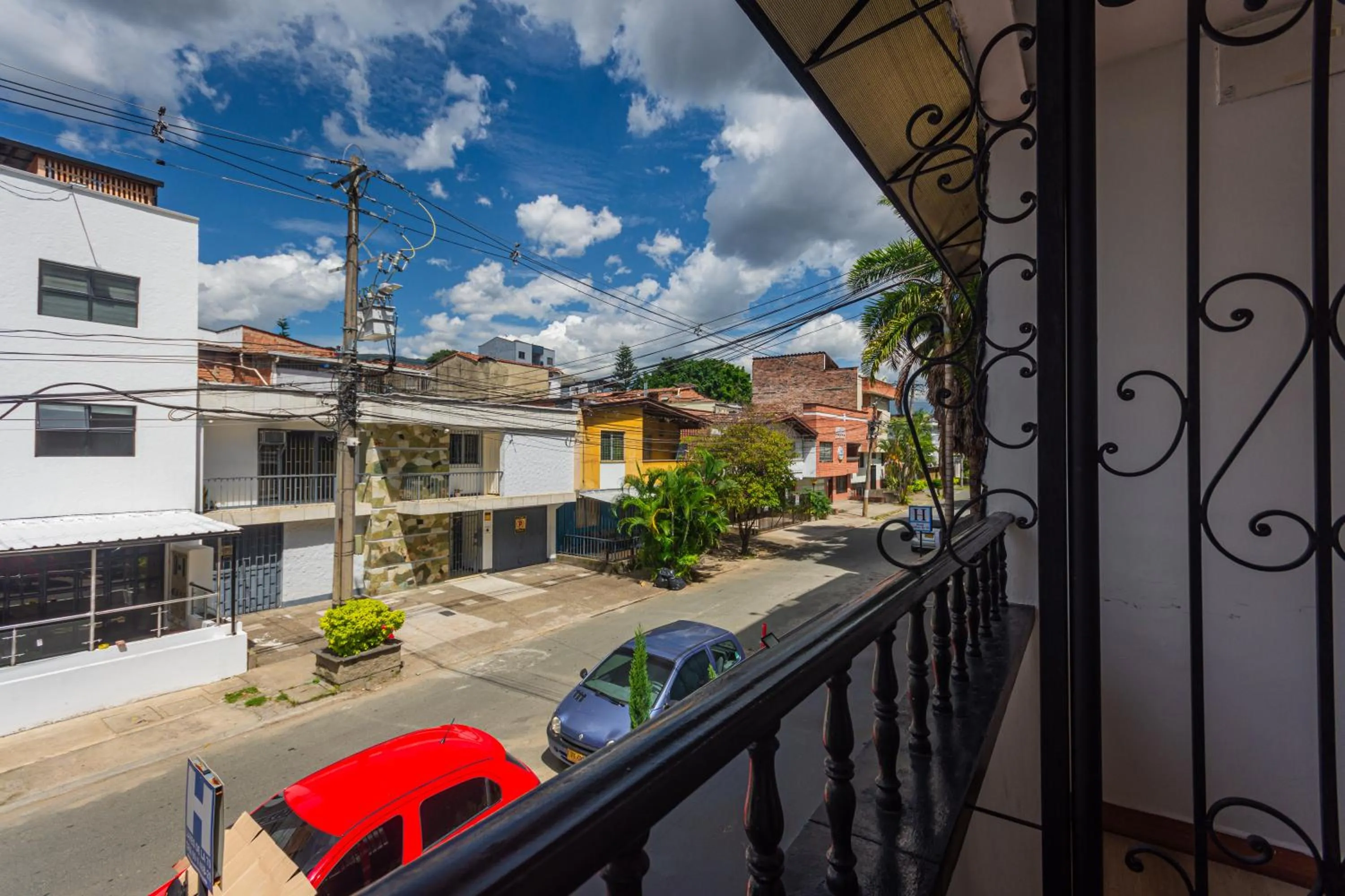 Property building in Hotel Lares 70 Laureles