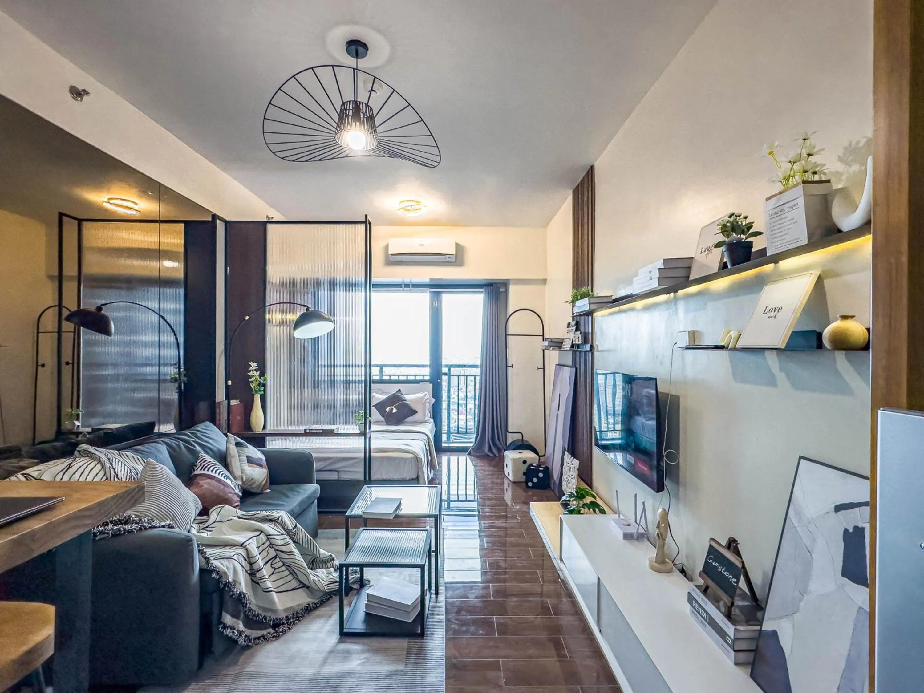 Photo of the whole room in GemstoneBR in SMDC Air Residences