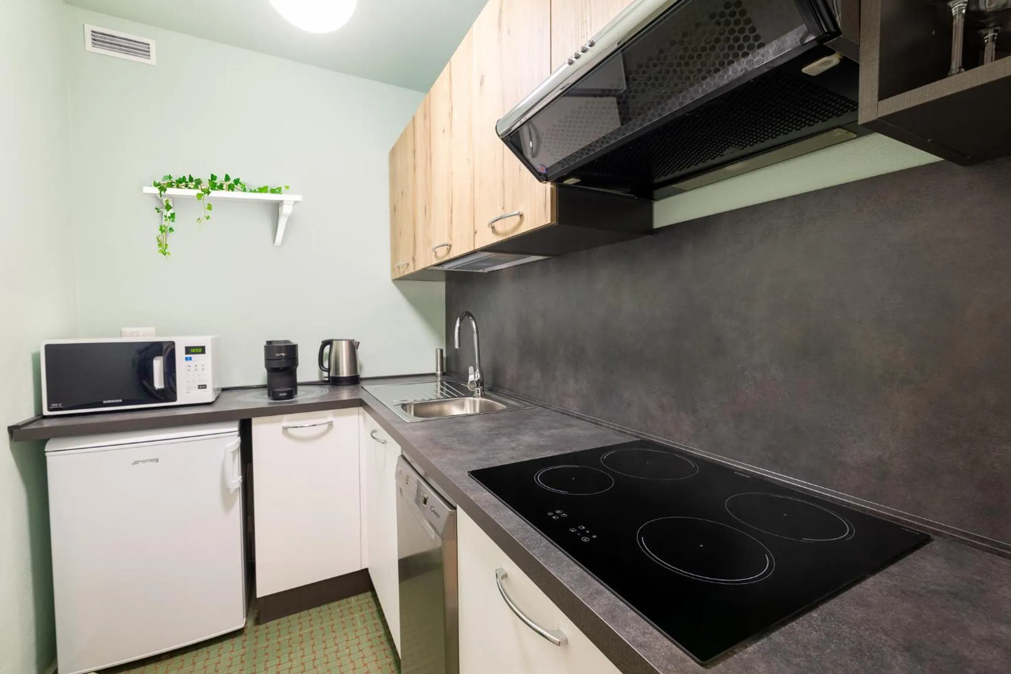 Kitchen or kitchenette in The Sixth Floor-Brera