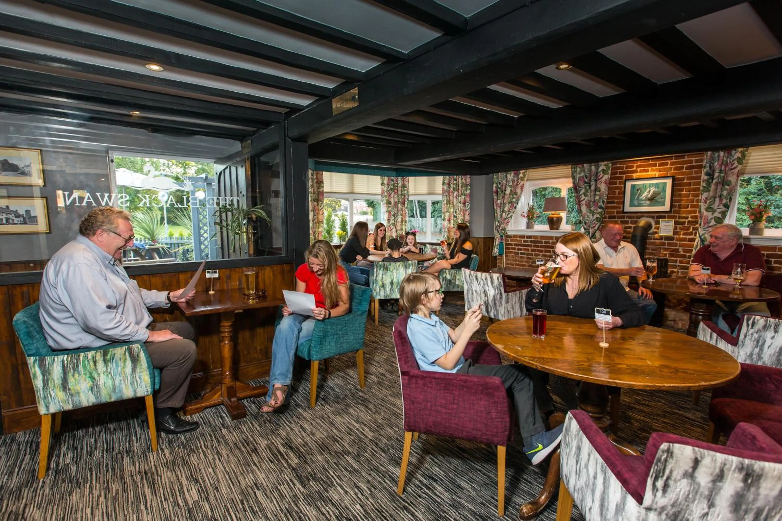 Lounge or bar in The Black Swan Inn