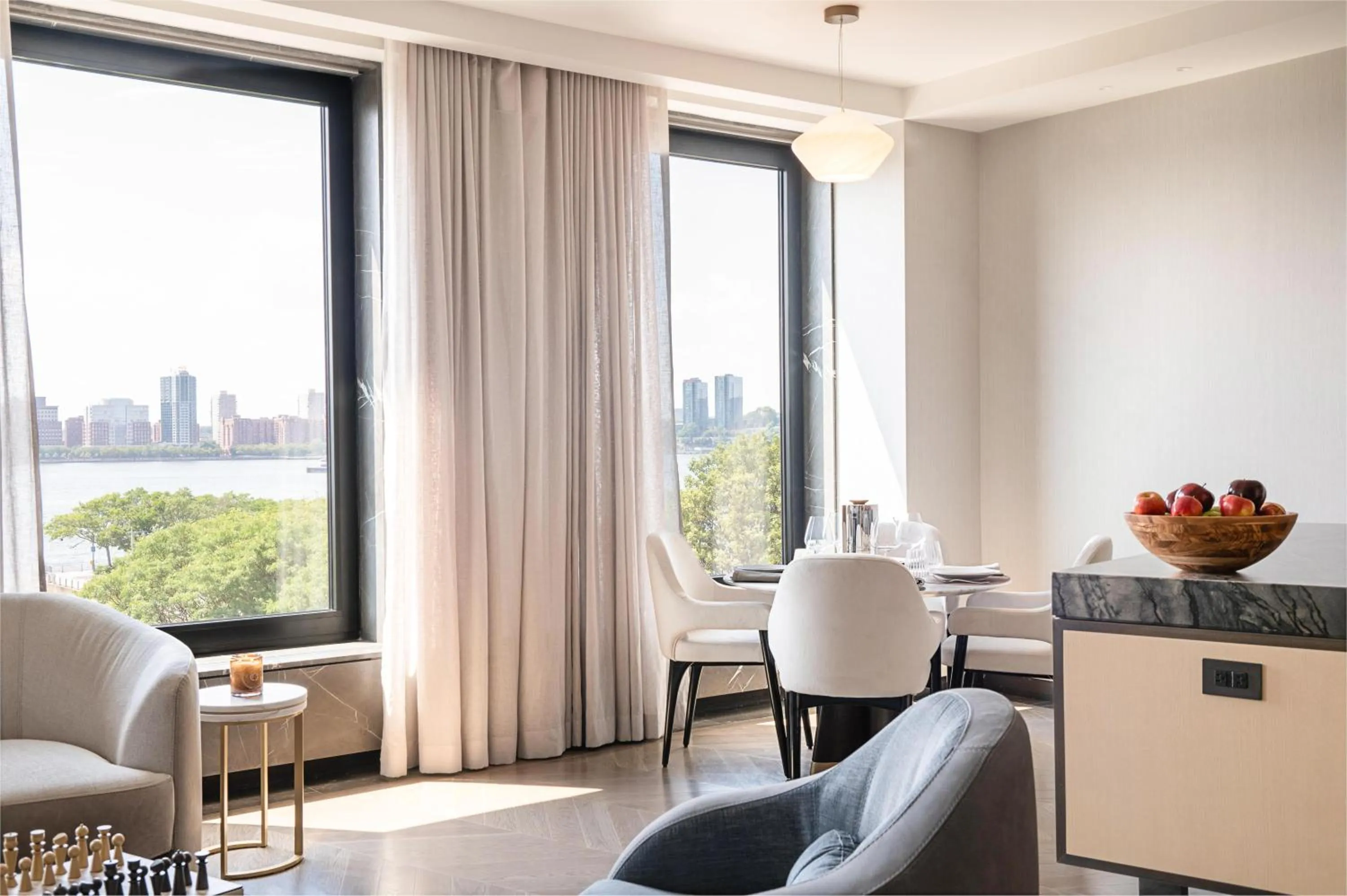 Dining area in Maison Hudson