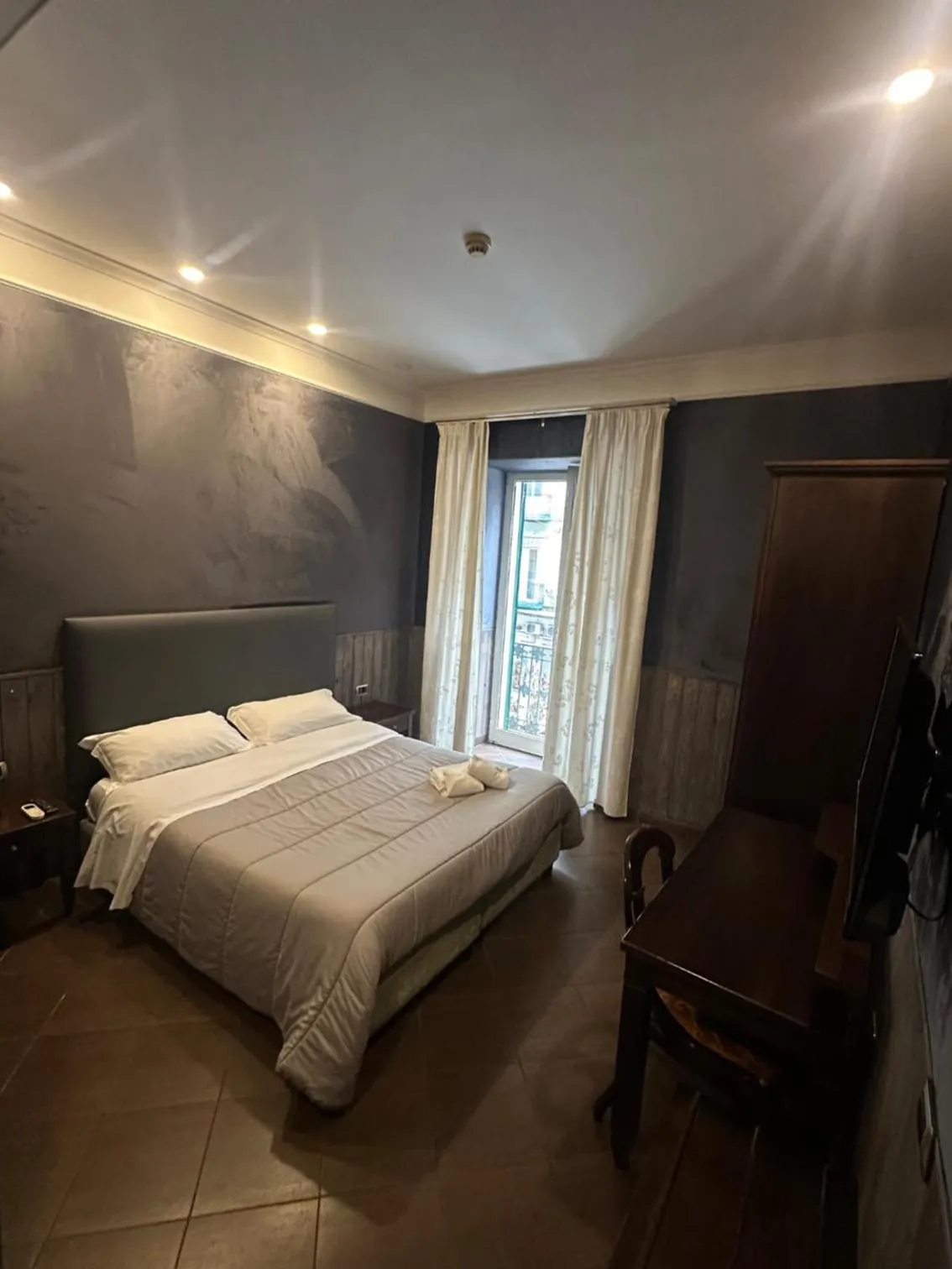 Photo of the whole room, Bed in Smart Station Hotel