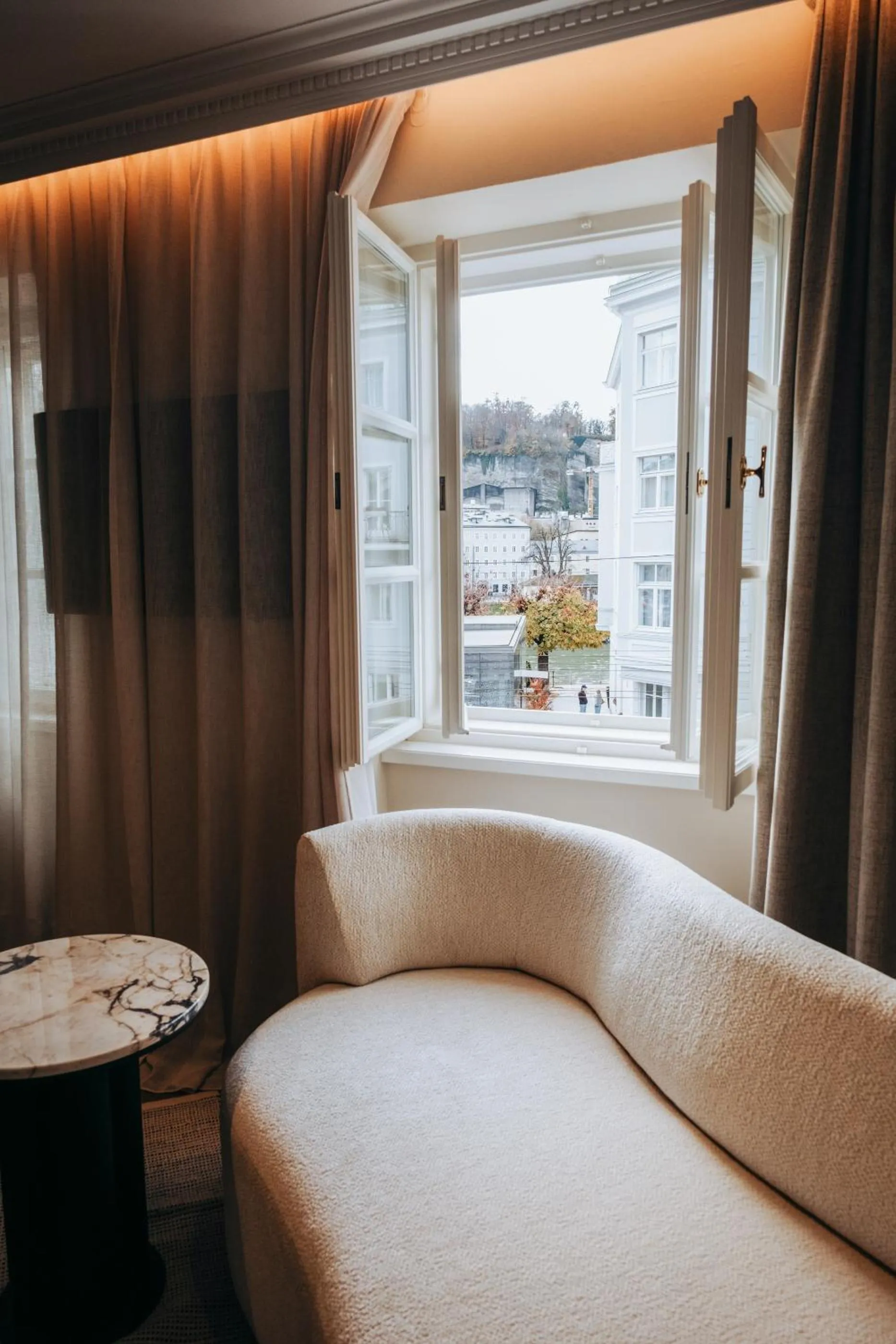 View (from property/room), Bed in Gentle Hide Designhotel