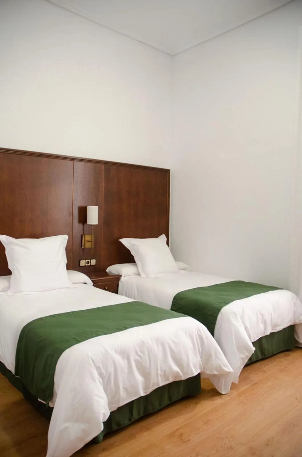 Bed in Hotel Balneario de Marmolejo