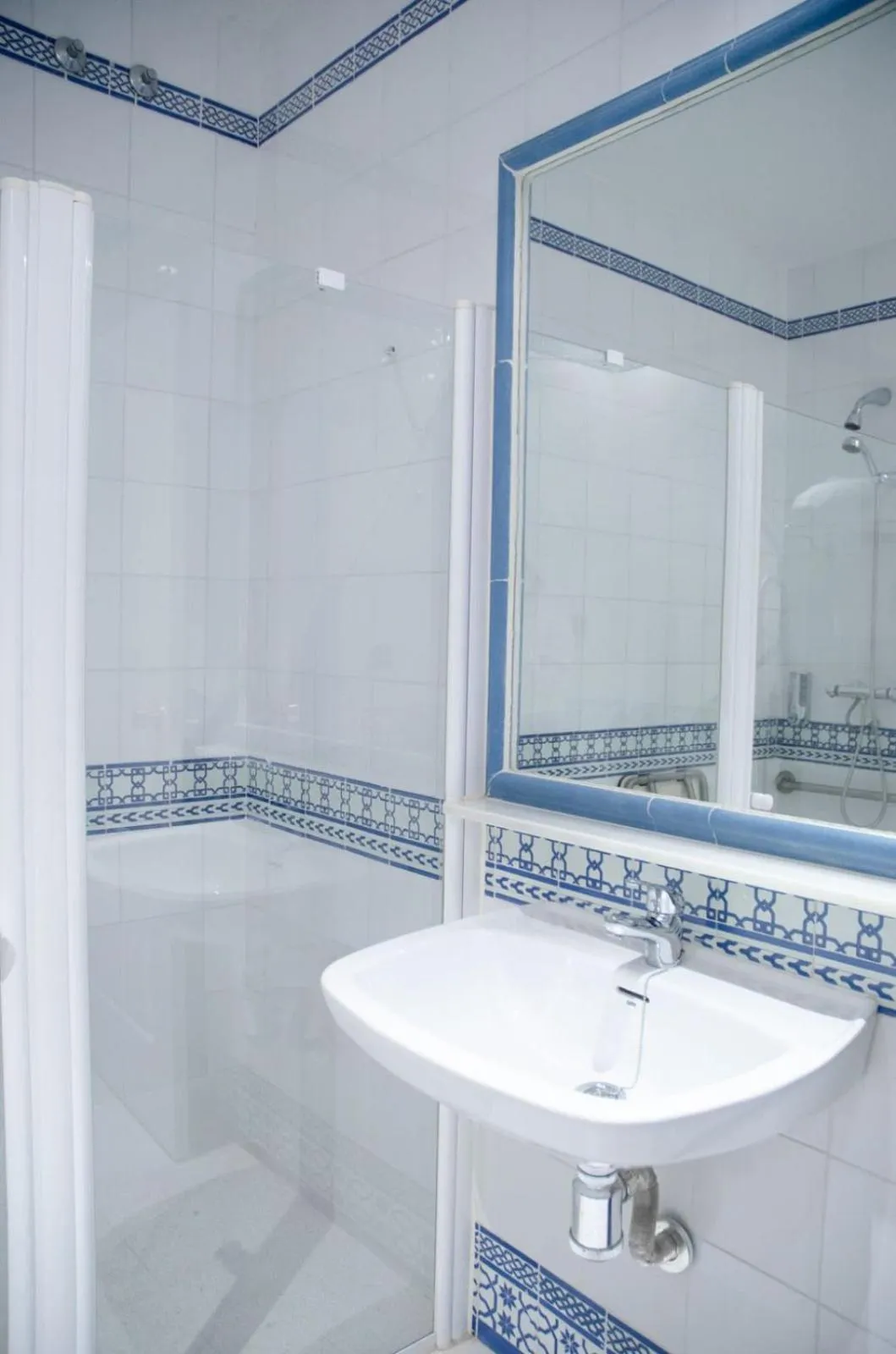 Bathroom in Hotel Balneario de Marmolejo