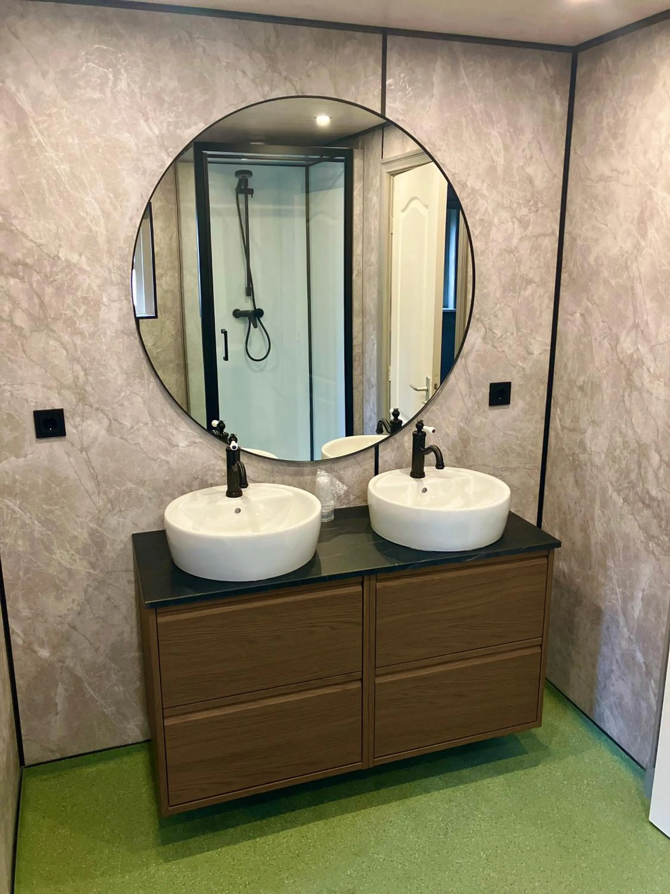 Bathroom in Hotel Waddengenot