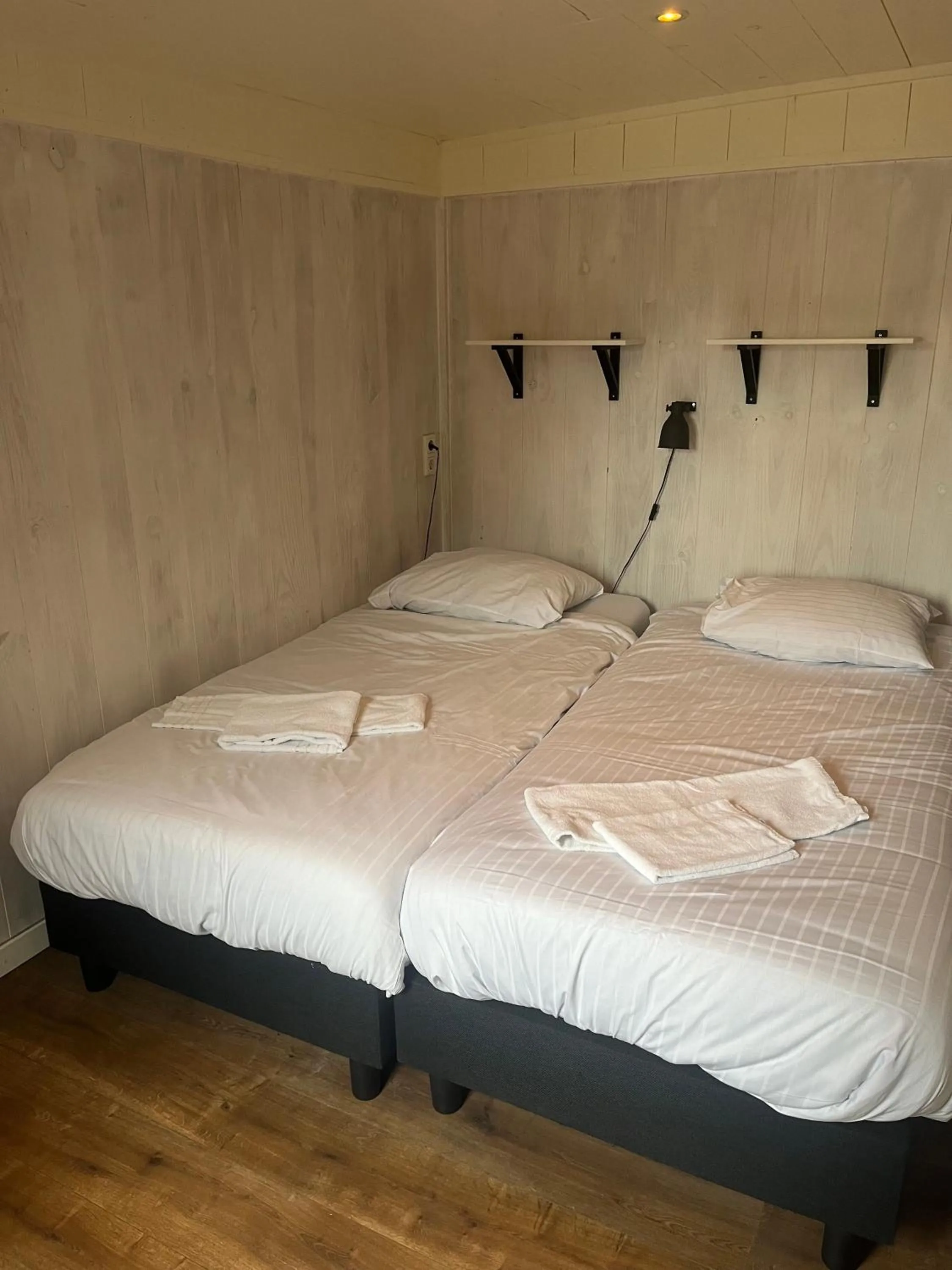 Bedroom, Bed in Hotel Waddengenot