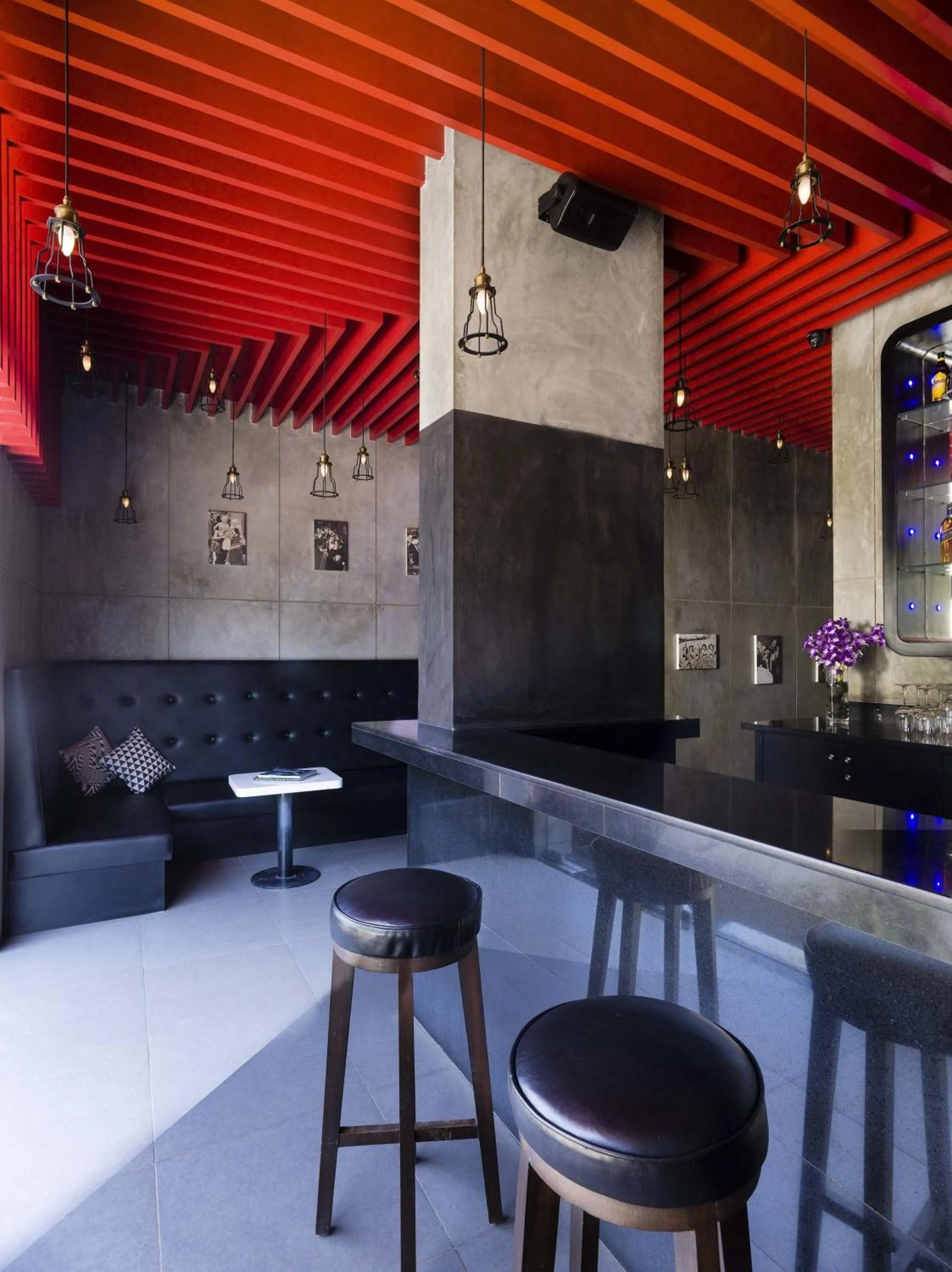 Lounge or bar in SinQ Party Hotel - No Male Stags Allowed