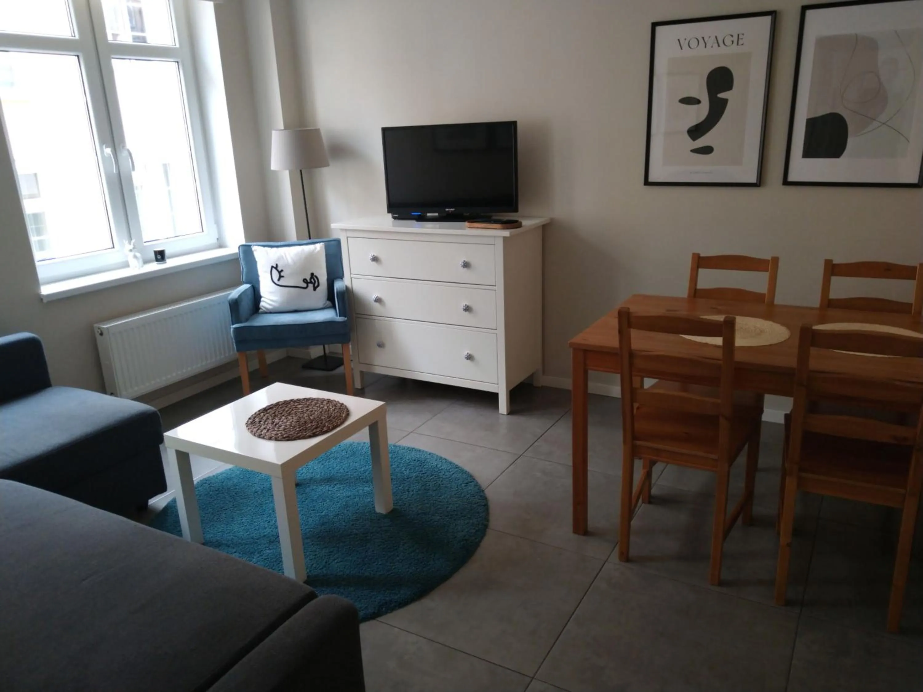 Communal lounge/ TV room in Feel at home - Old Town