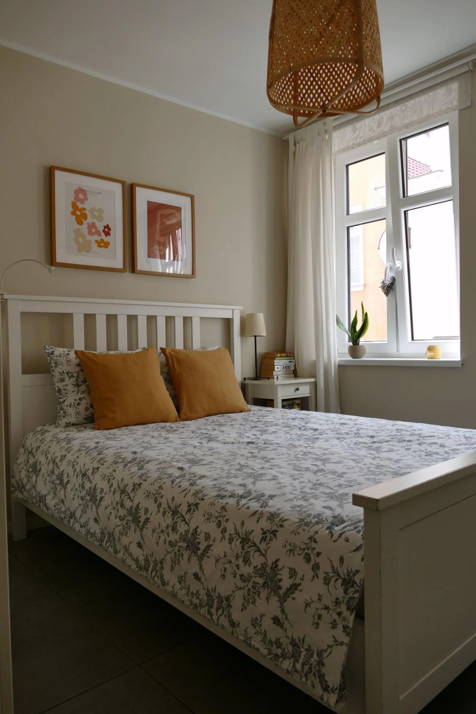 Bedroom, Bed in Feel at home - Old Town