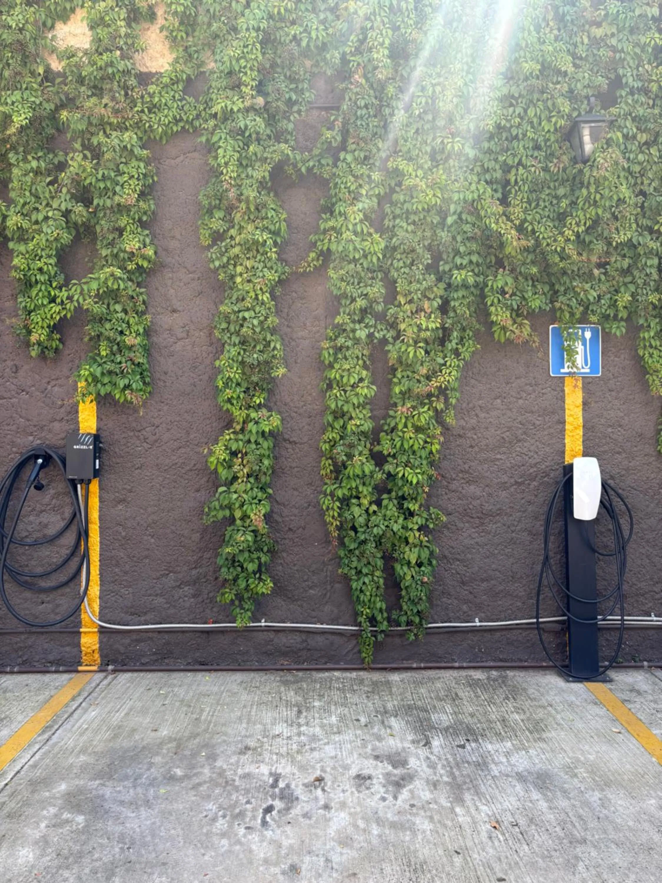 Parking in Quinta Don Jose Boutique Hotel