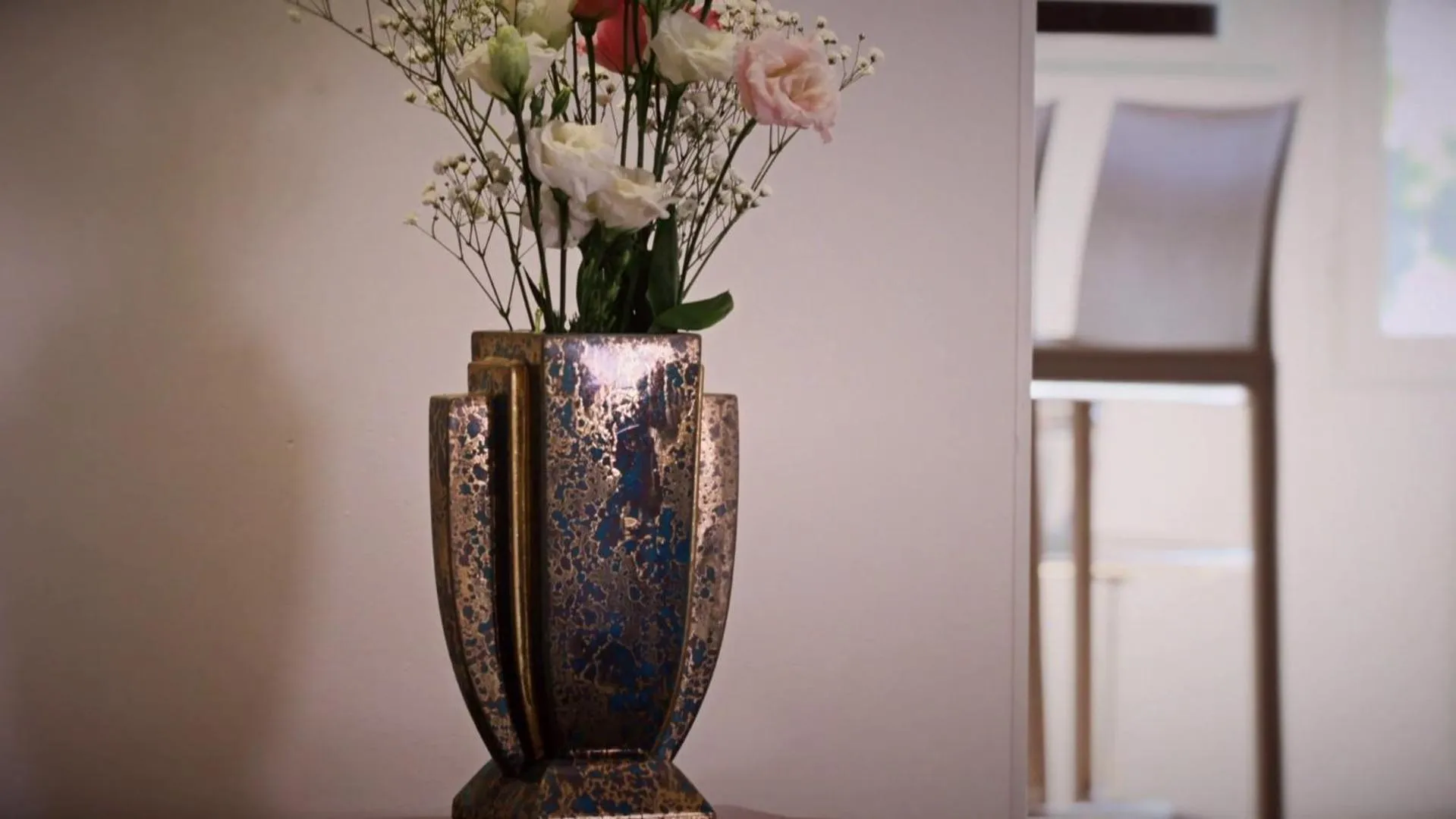 Decorative detail in Montmartre Residence