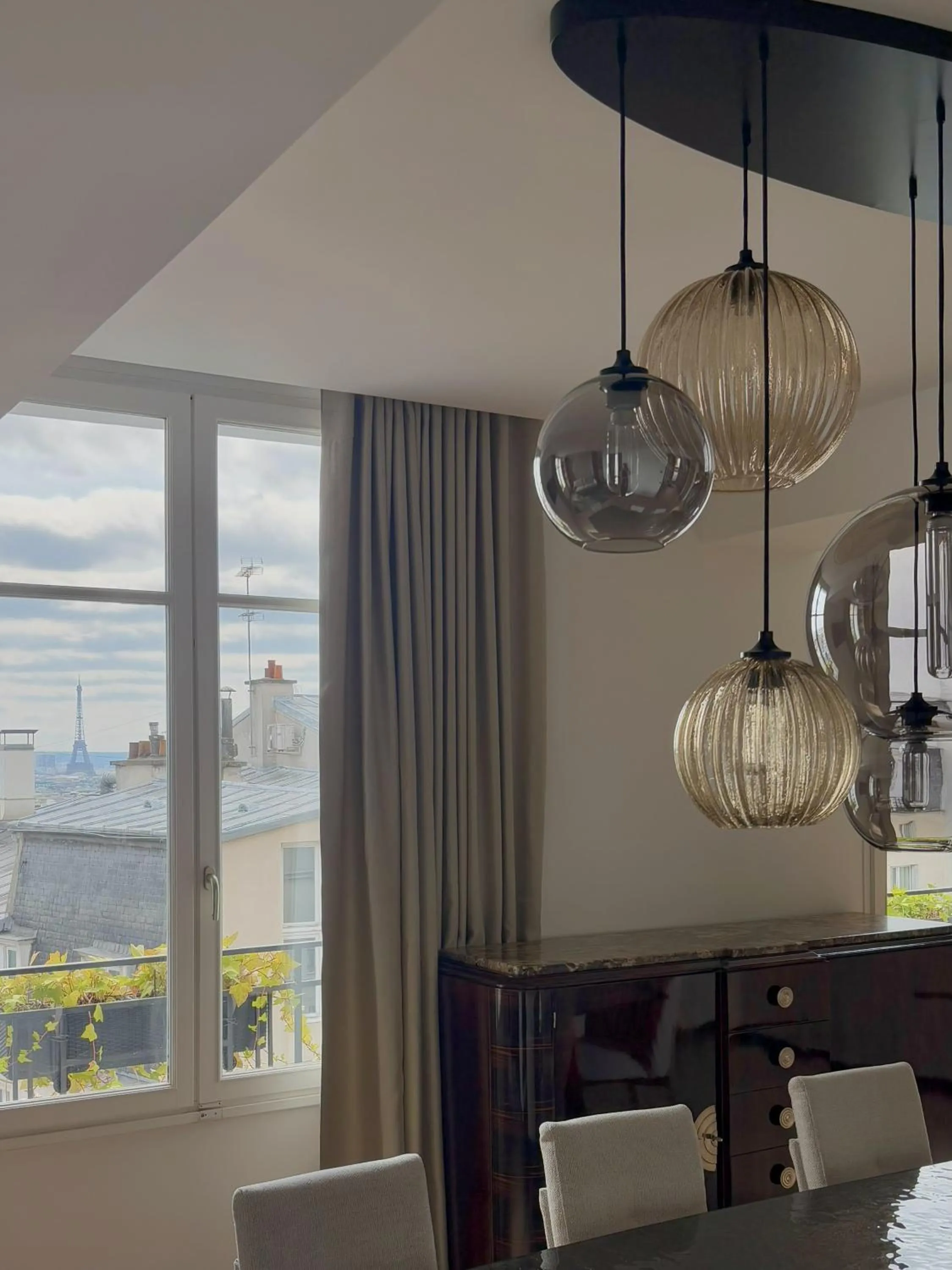 TV and multimedia in Montmartre Residence