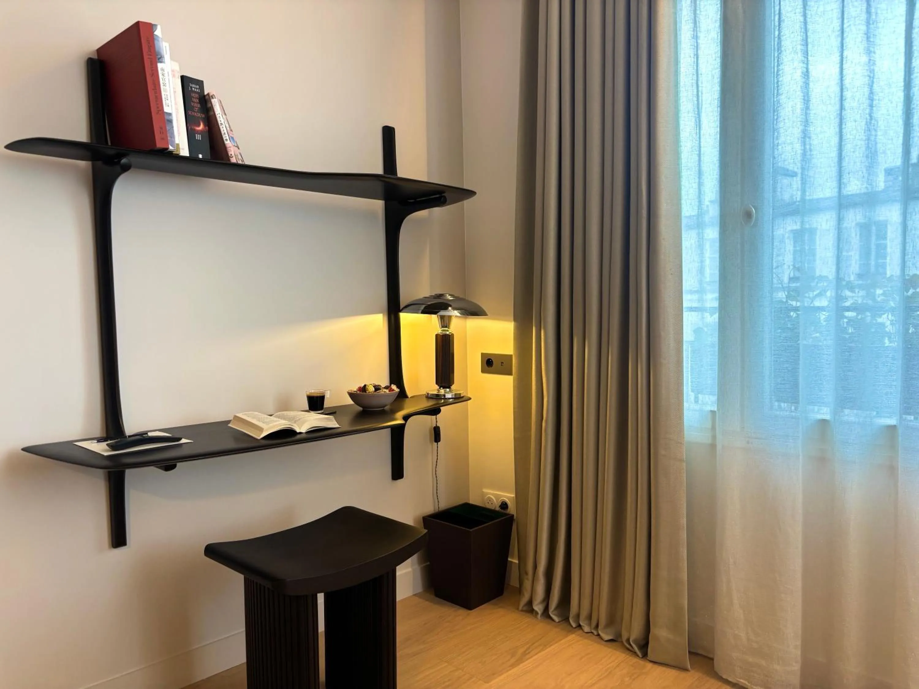 Seating area in Montmartre Residence