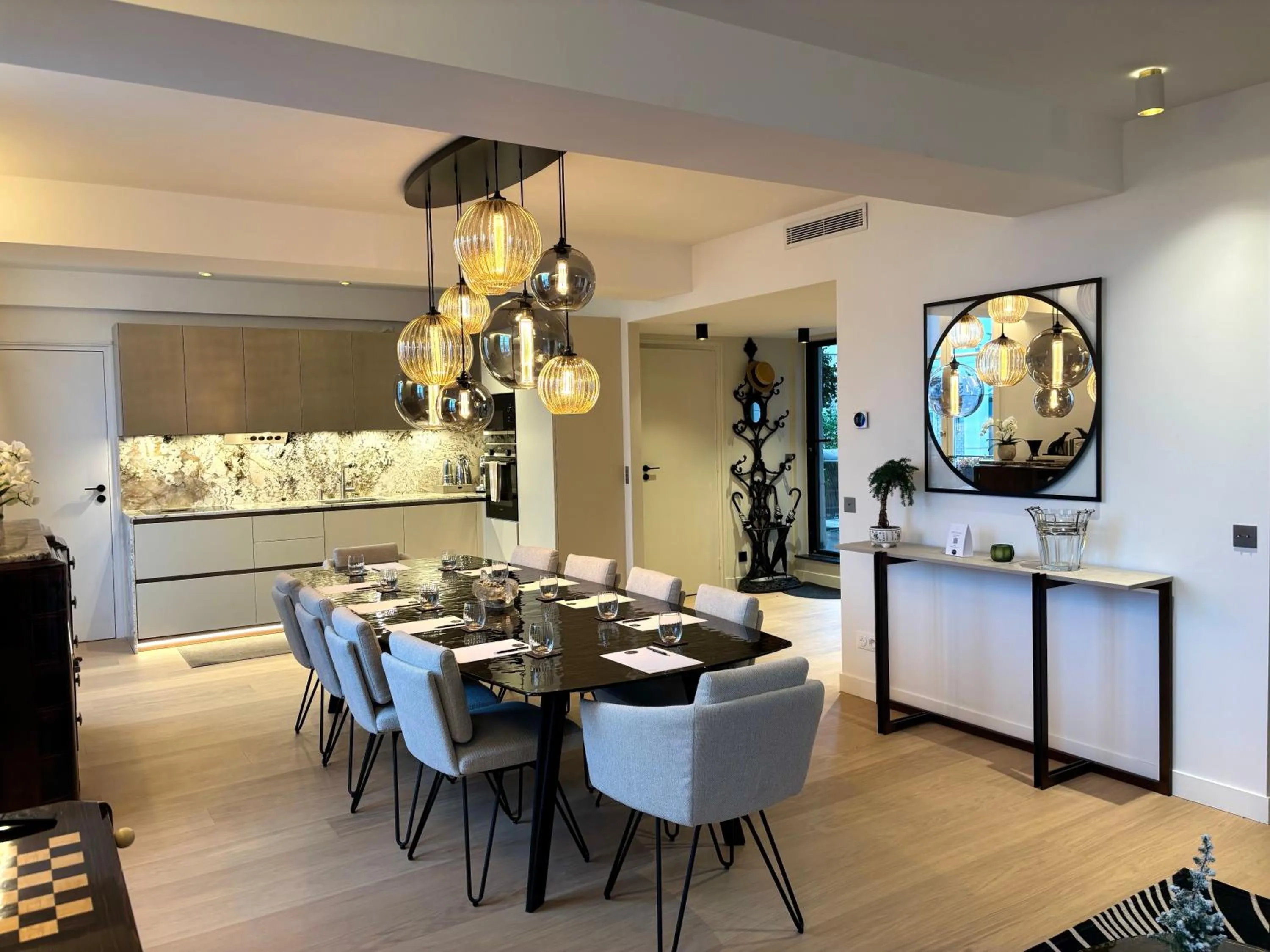 Seating area in Montmartre Residence